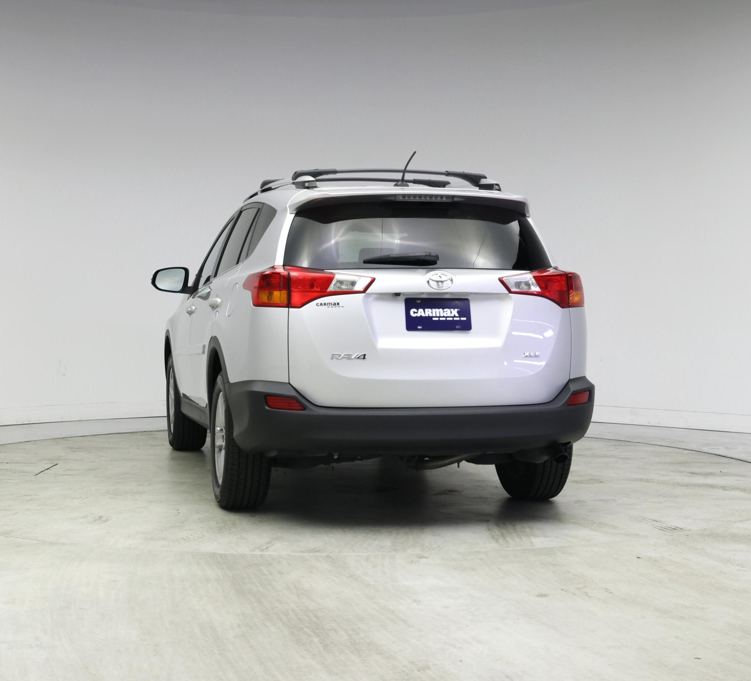 Thumbnail: 2015 Toyota RAV4 - 6