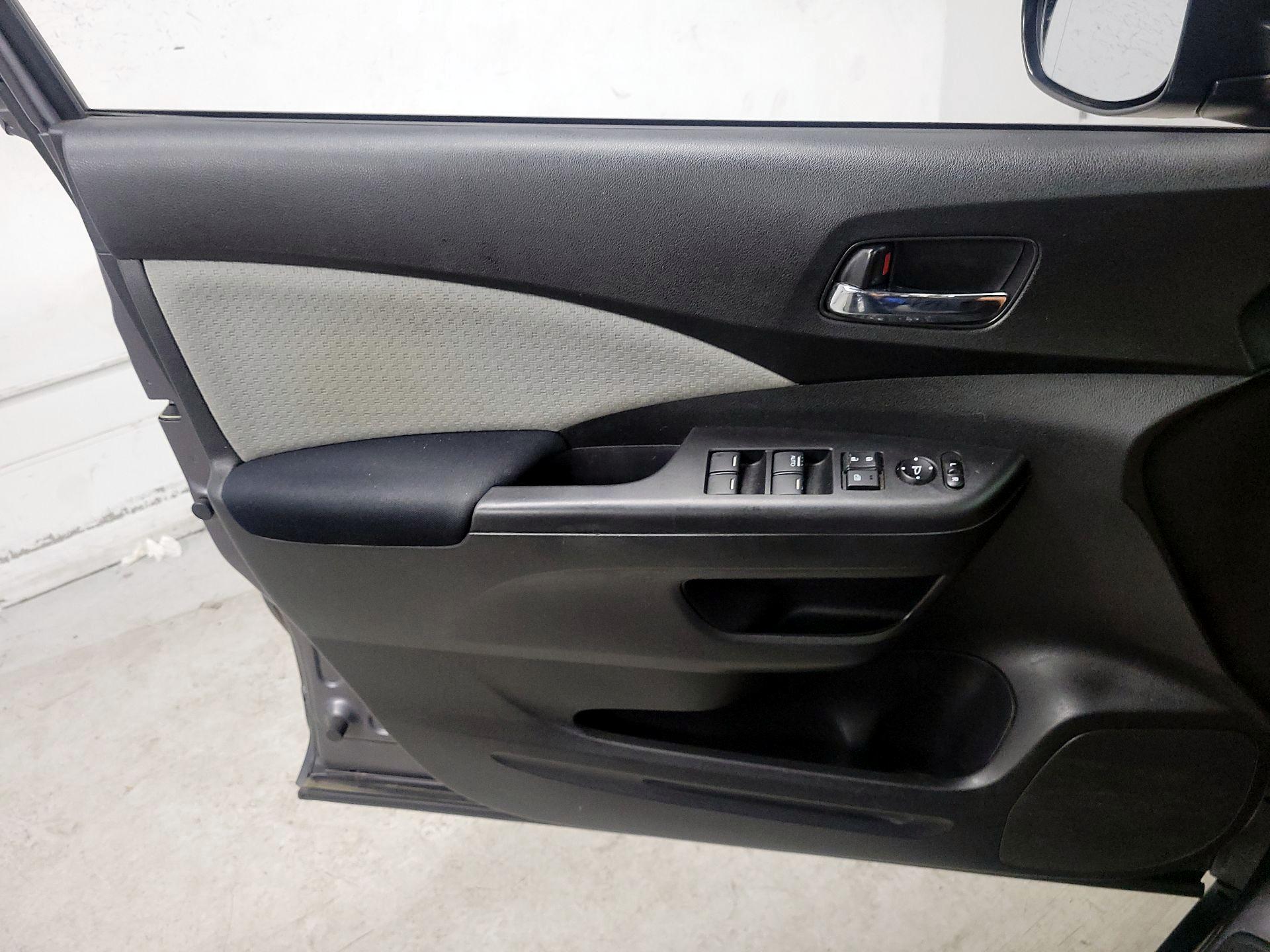 Thumbnail: 2015 Honda CR-V - 12