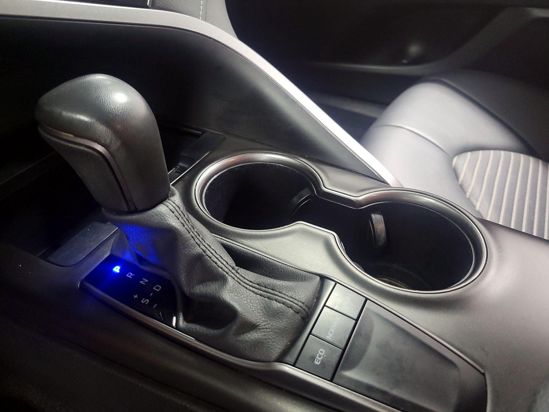 Thumbnail: 2024 Toyota Camry - 17