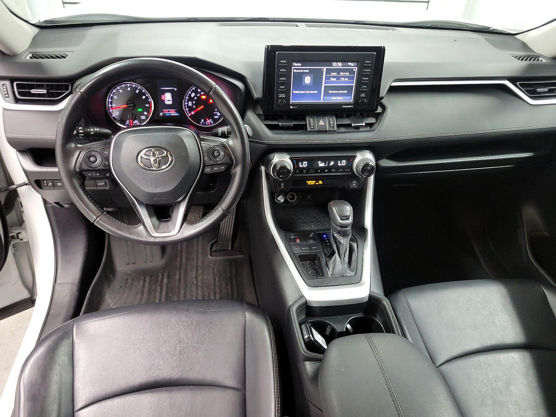 Thumbnail: 2020 Toyota RAV4 - 9