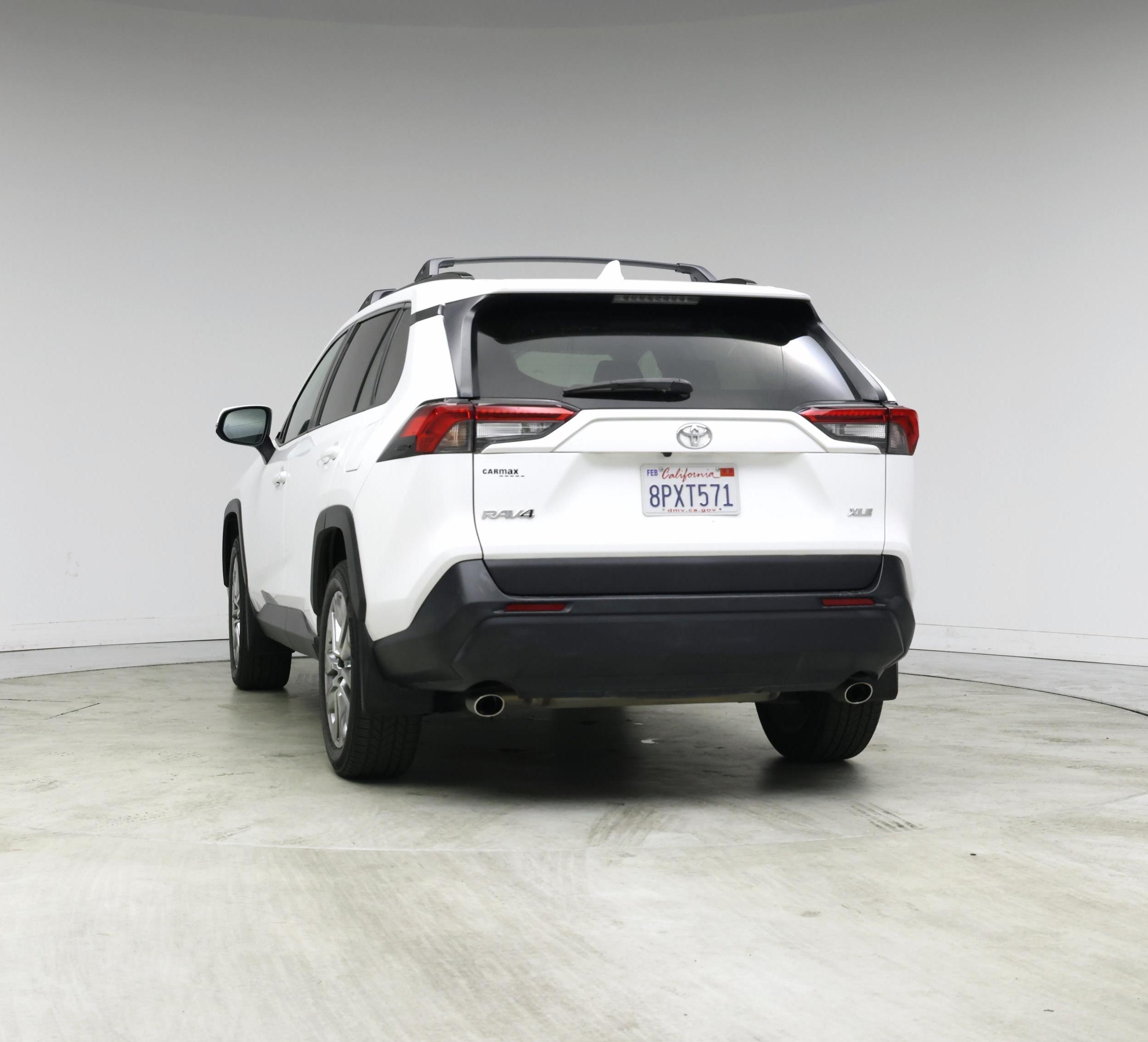 Thumbnail: 2020 Toyota RAV4 - 6