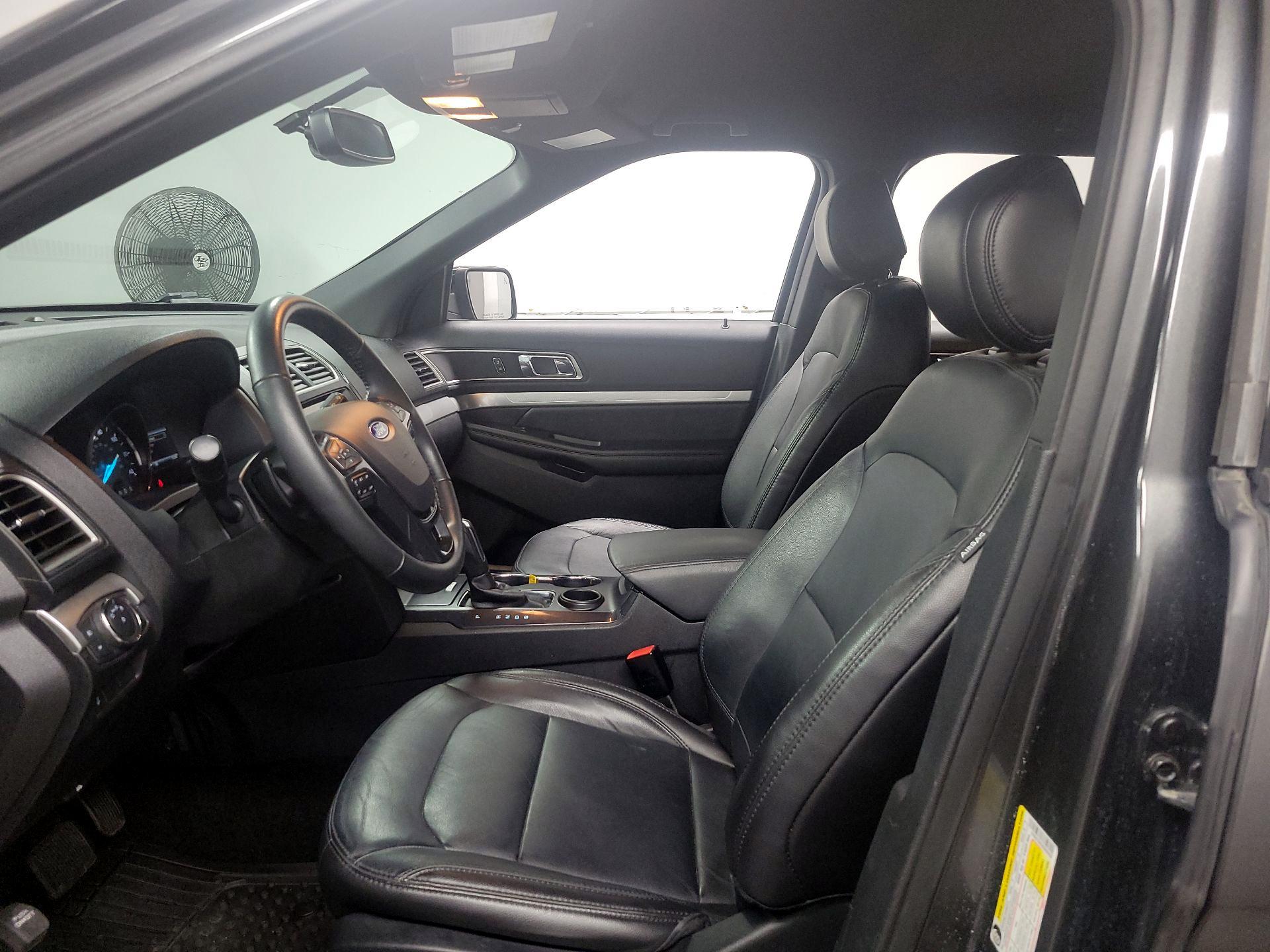 Thumbnail: 2017 Ford Explorer - 11