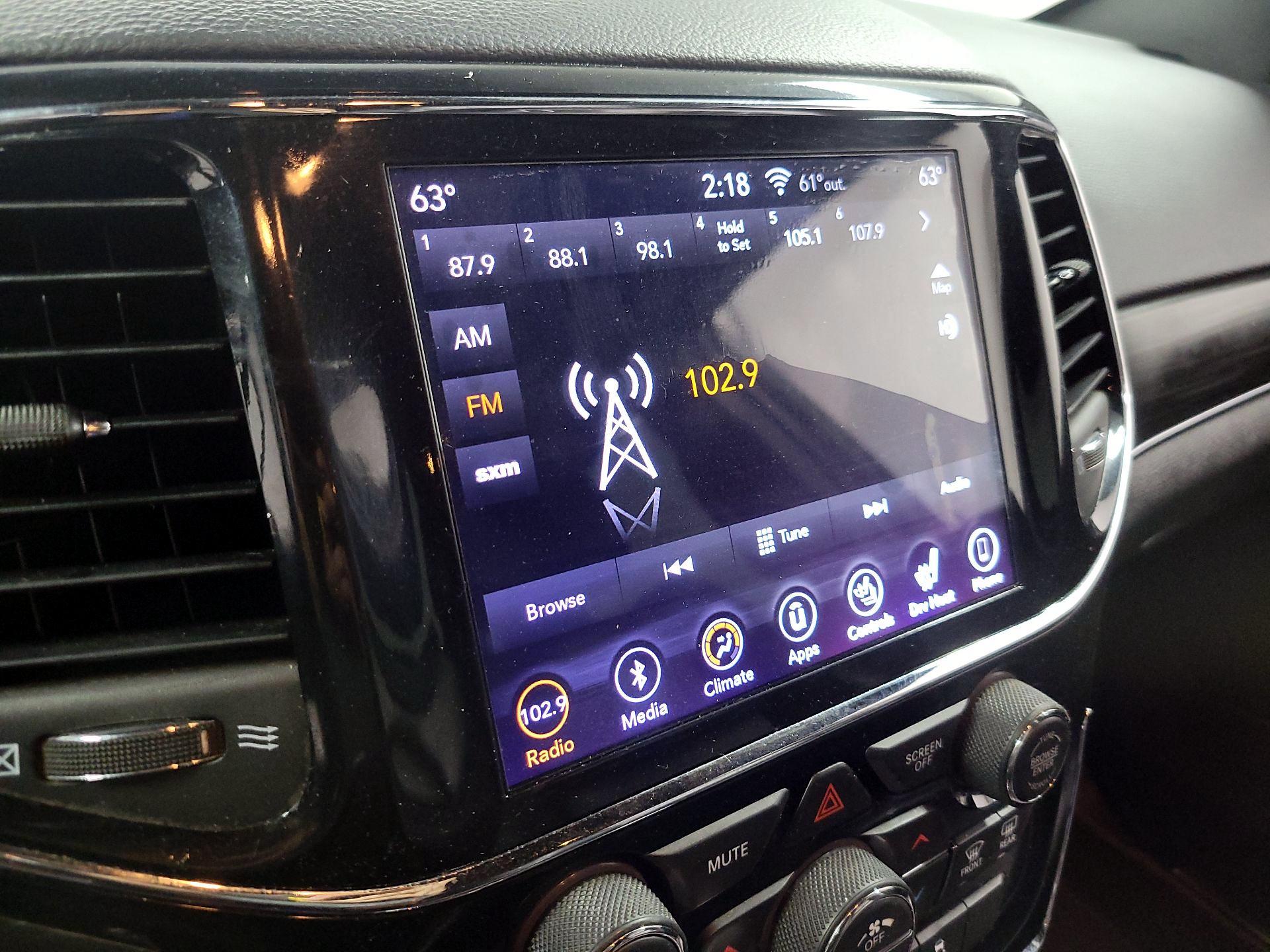 Thumbnail: 2019 Jeep Grand Cherokee - 14