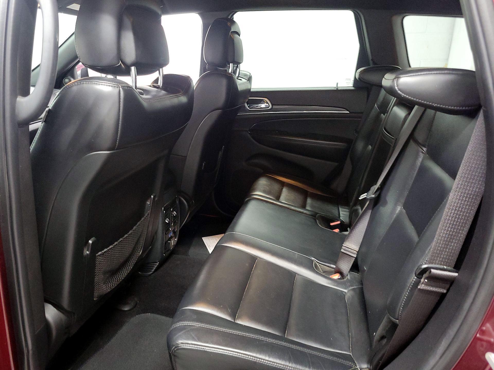 Thumbnail: 2019 Jeep Grand Cherokee - 17