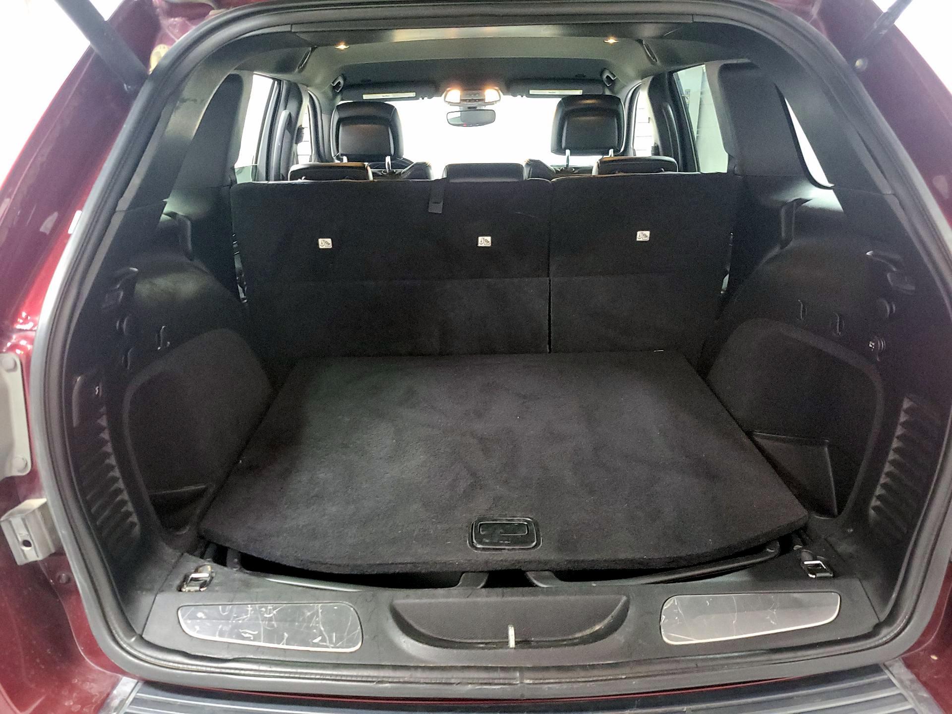 Thumbnail: 2019 Jeep Grand Cherokee - 18