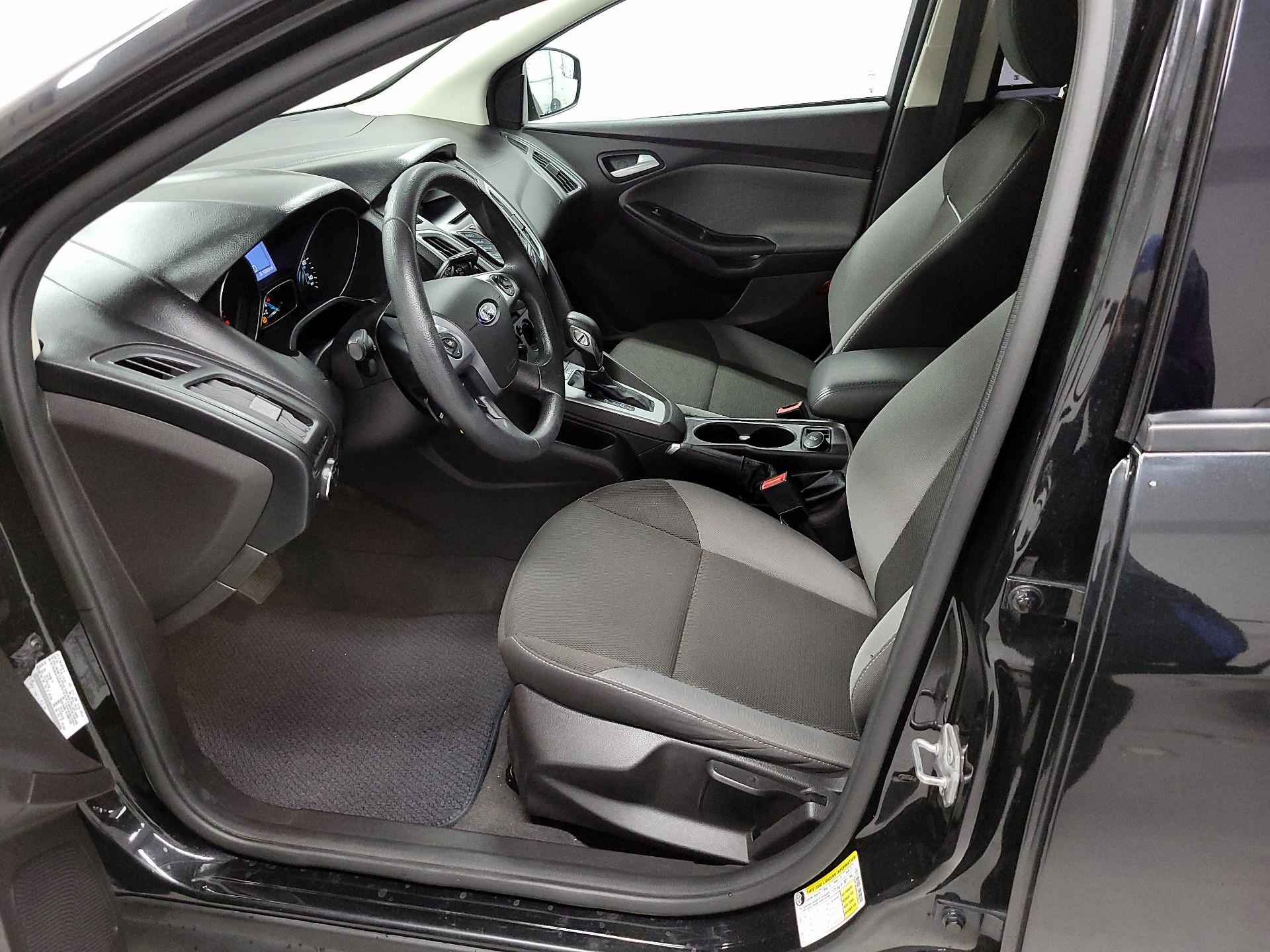 Thumbnail: 2014 Ford Focus - 11
