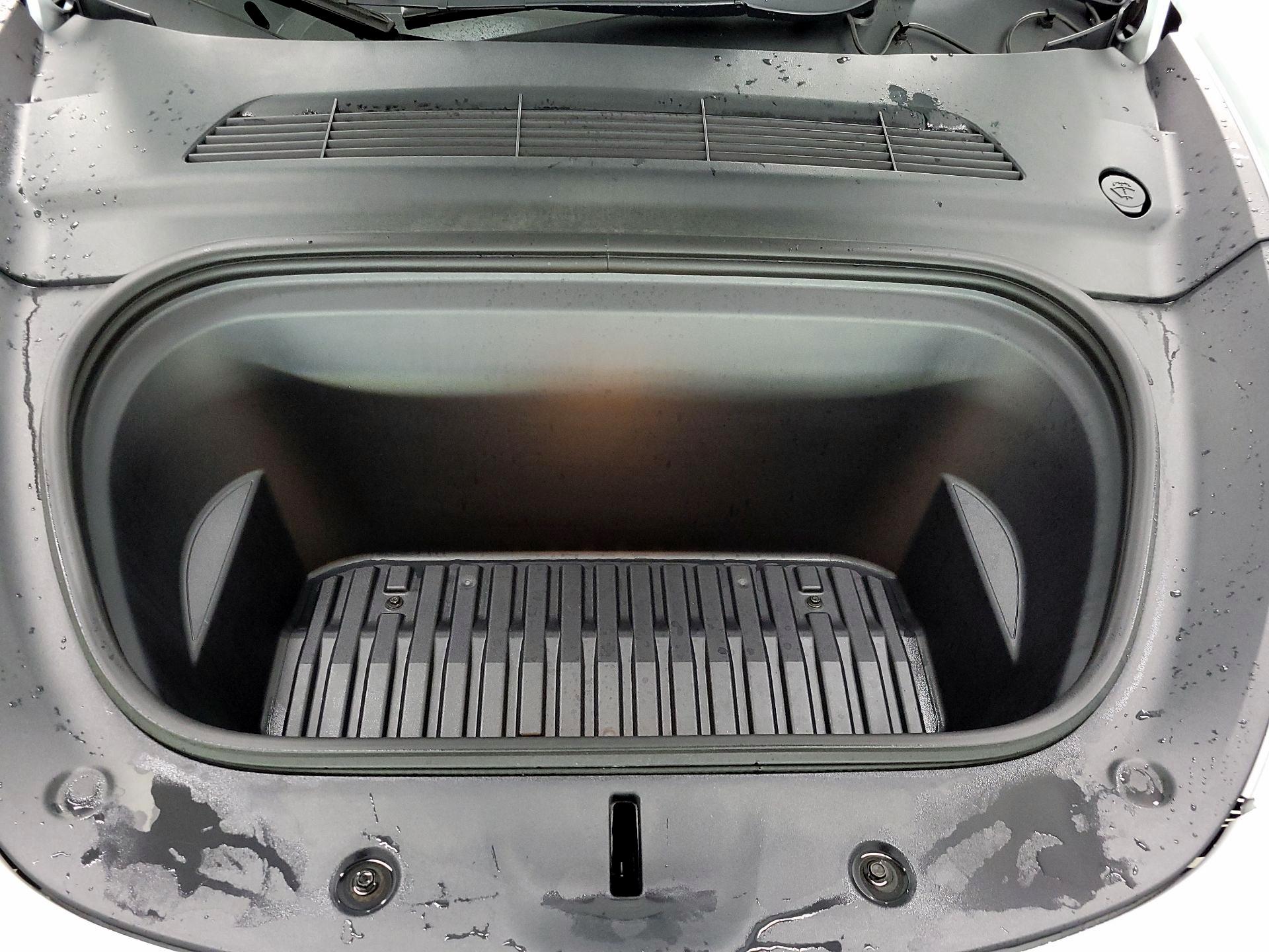 Thumbnail: 2022 Tesla Model Y - 19