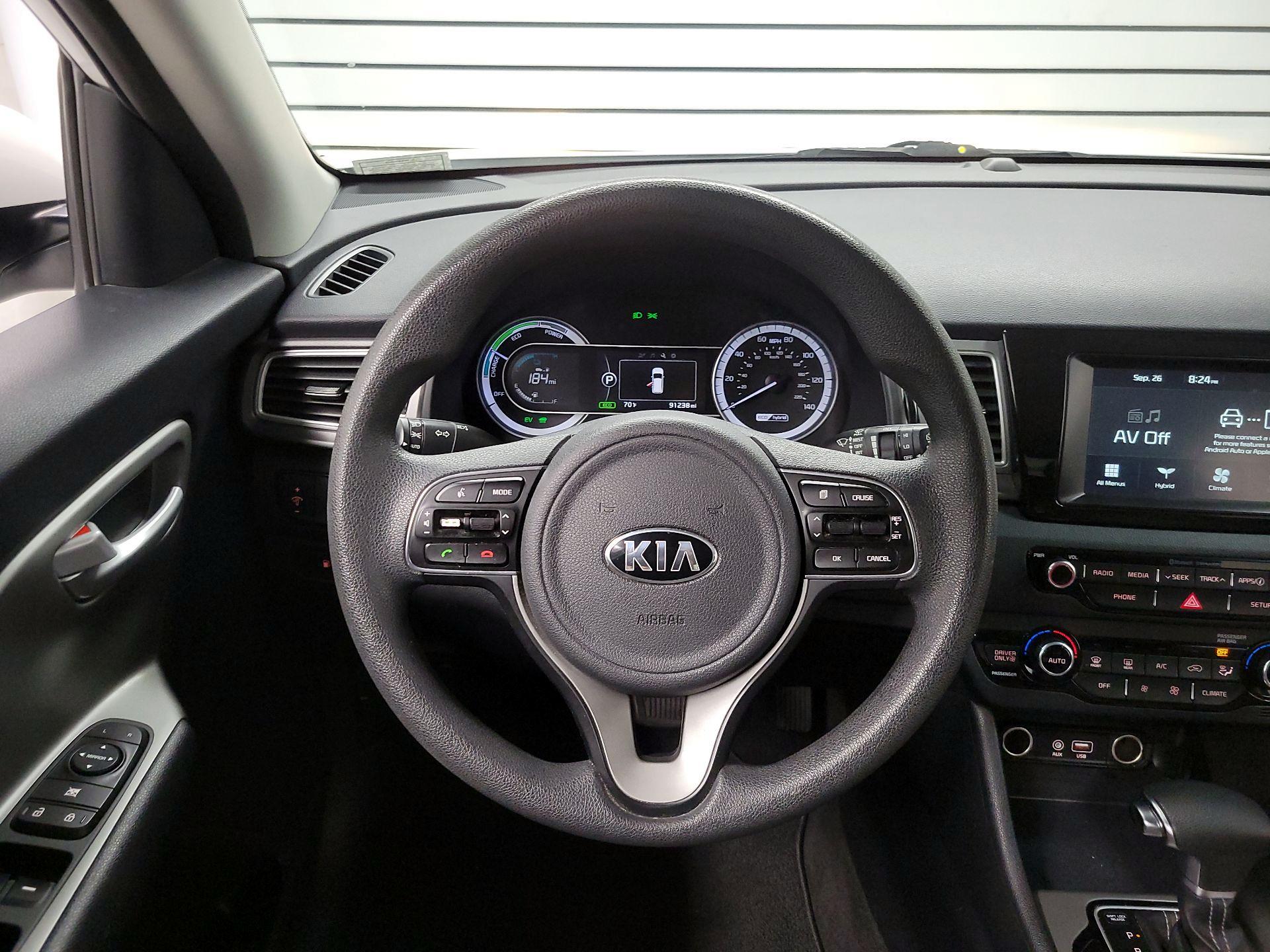 Thumbnail: 2019 Kia Niro - 10