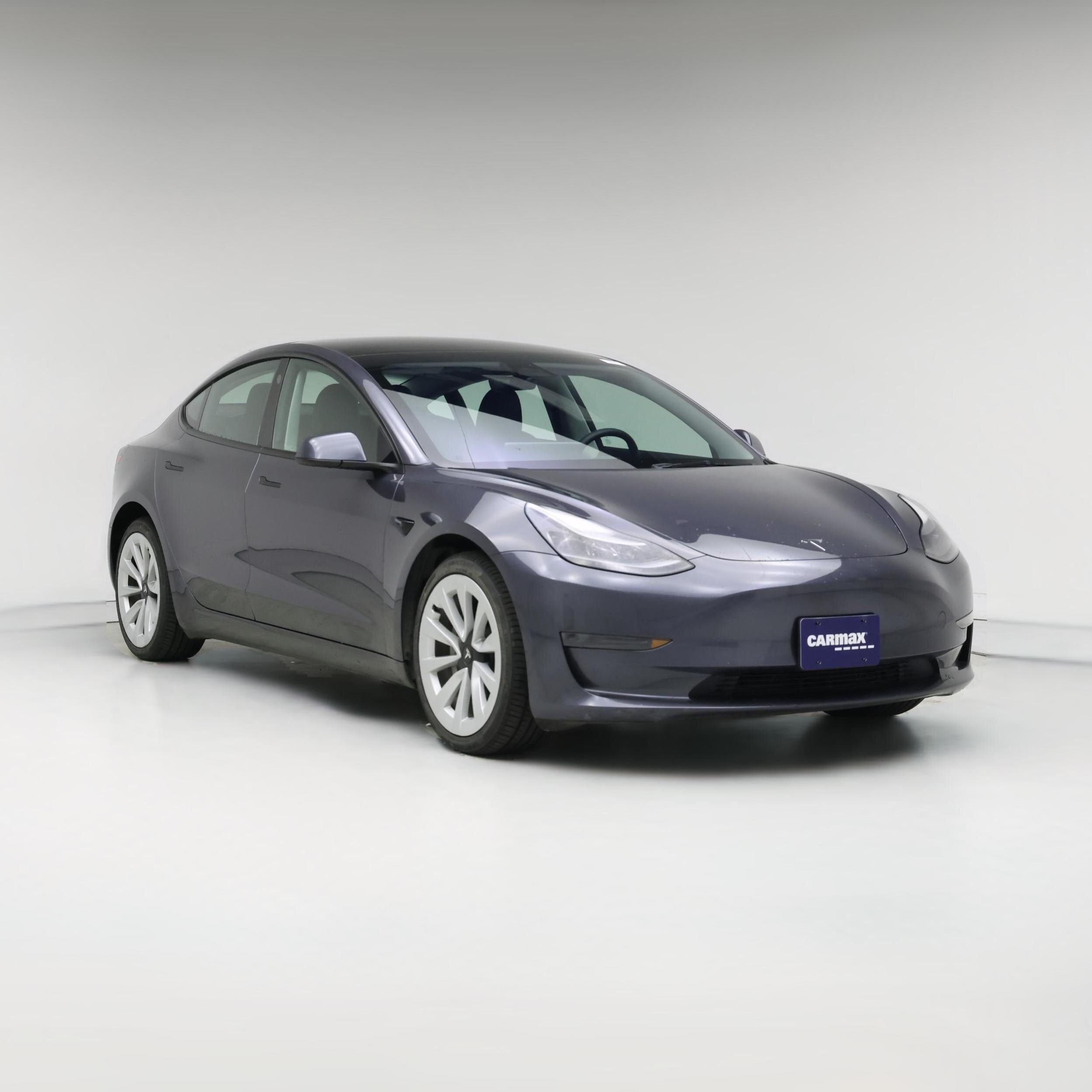 Thumbnail: 2023 Tesla Model 3 - 1