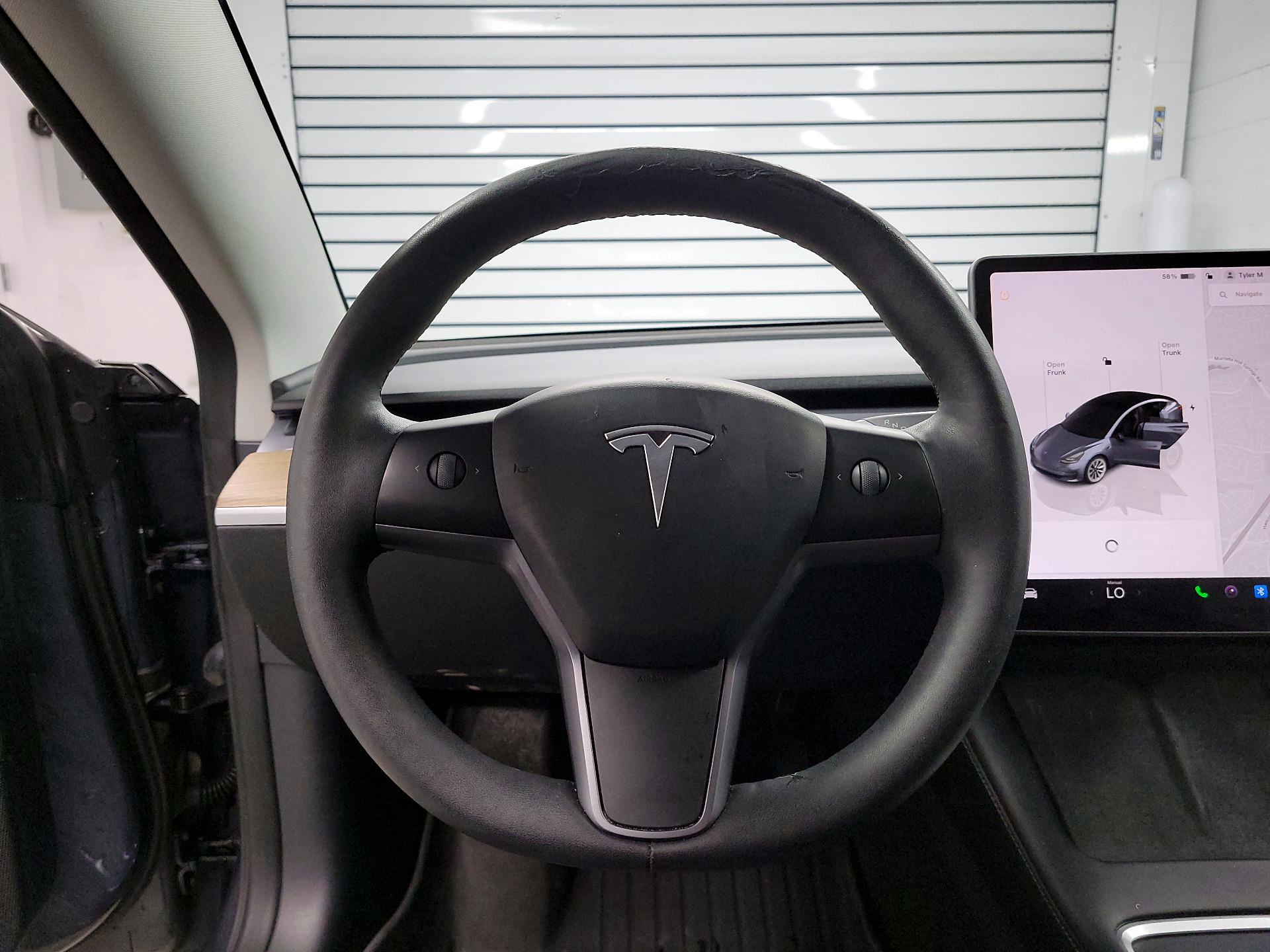 Thumbnail: 2023 Tesla Model 3 - 10