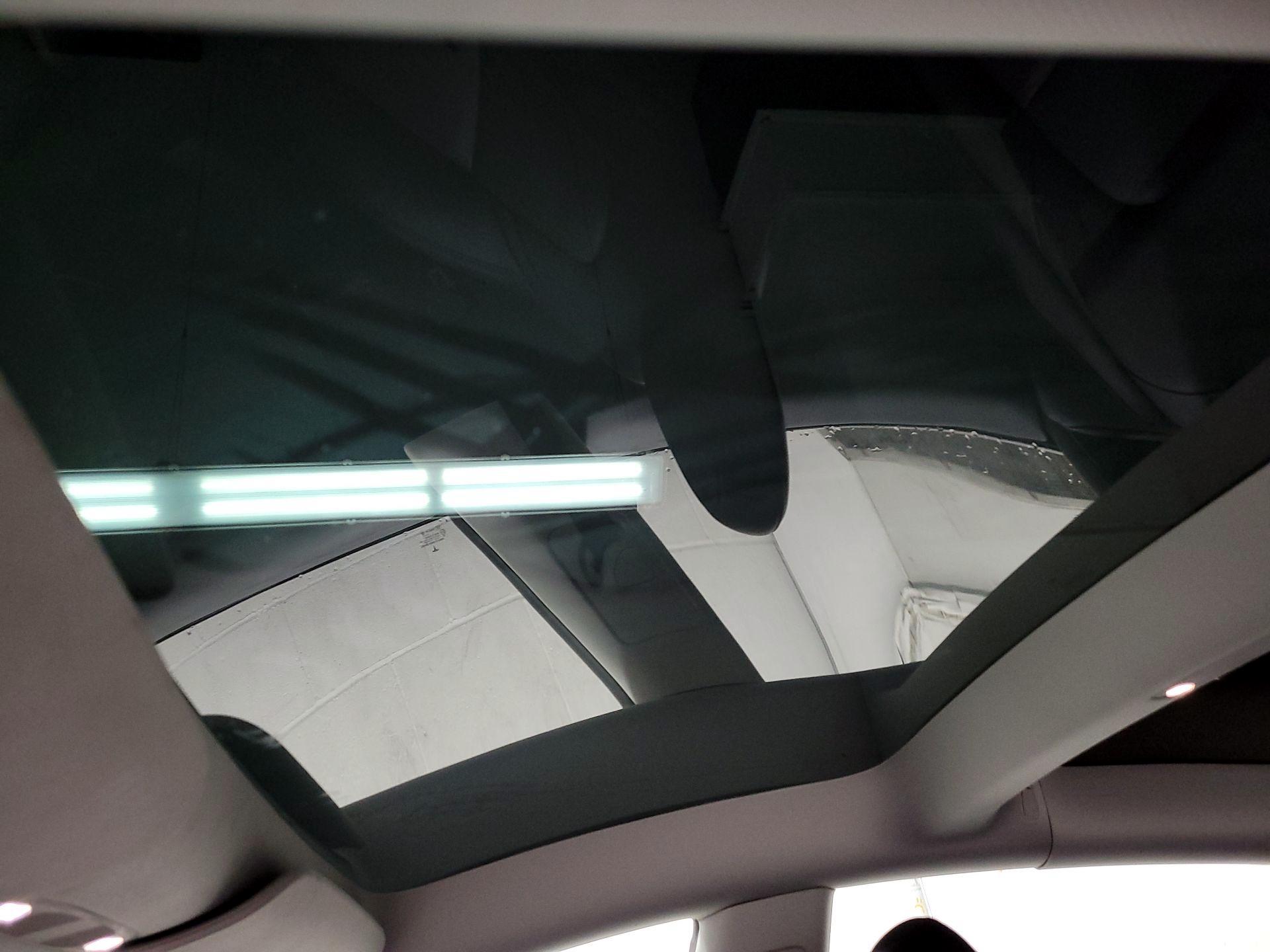 Thumbnail: 2023 Tesla Model 3 - 18