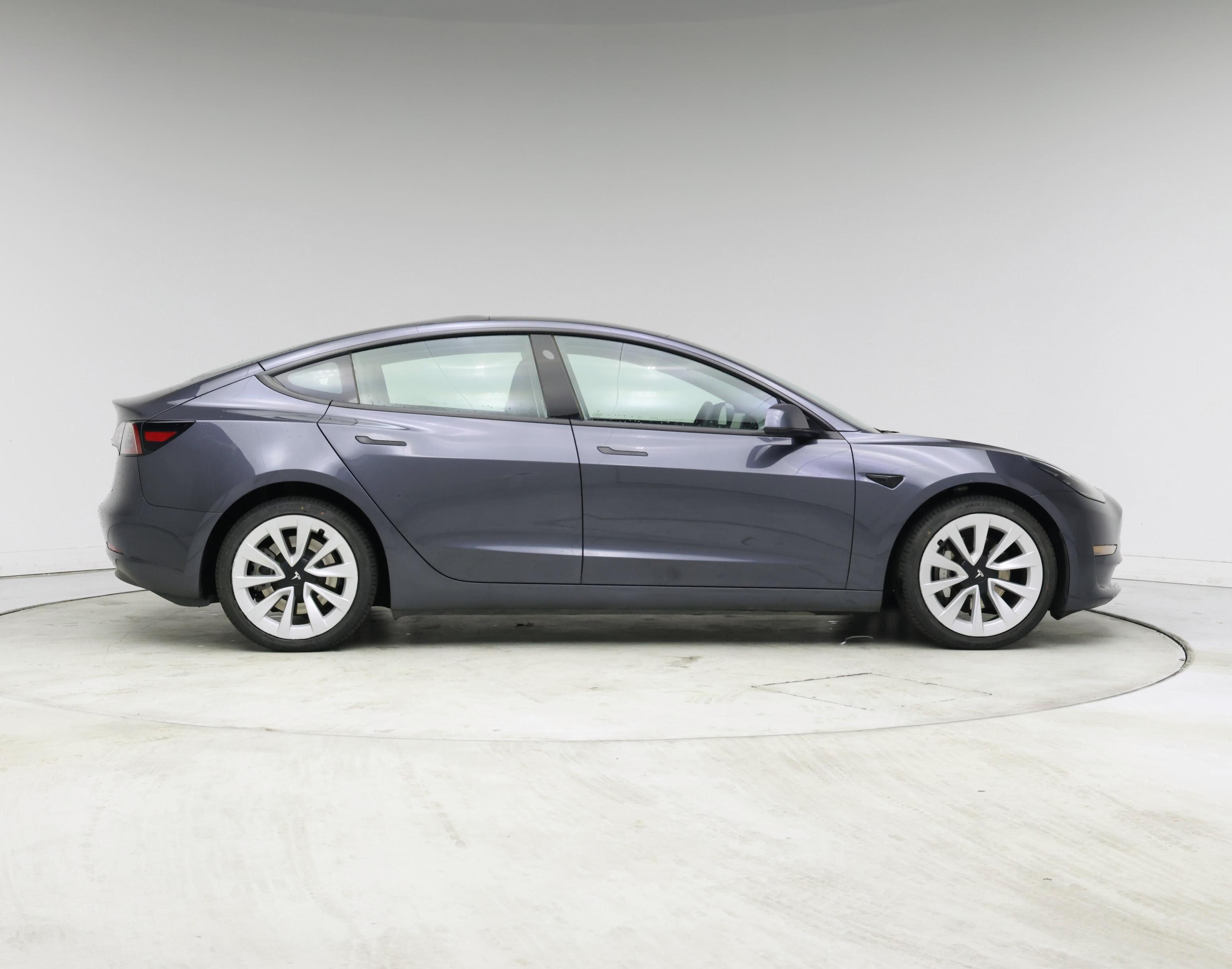 Thumbnail: 2023 Tesla Model 3 - 7