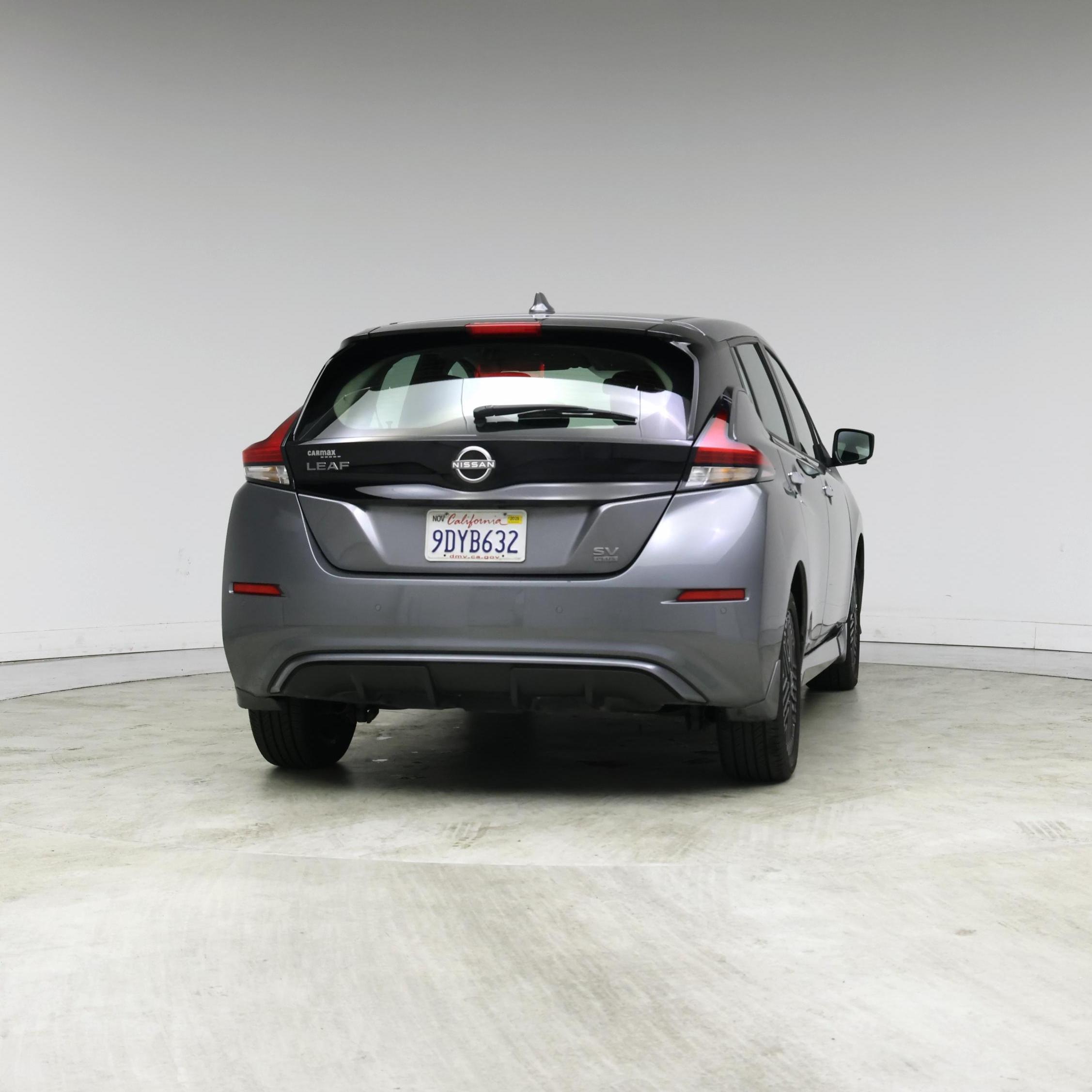 Thumbnail: 2023 Nissan Leaf - 8