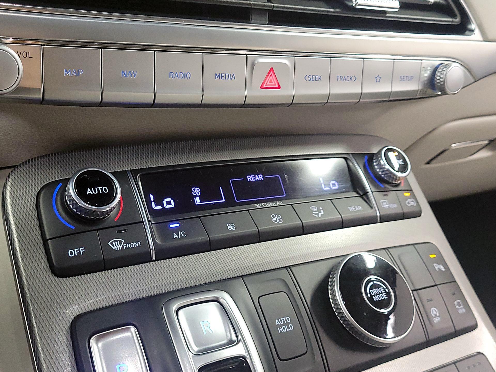 Thumbnail: 2022 Hyundai Palisade - 16