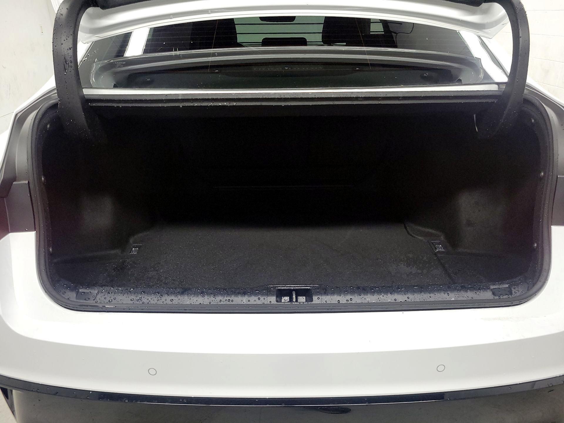 Thumbnail: 2024 Lexus IS - 18