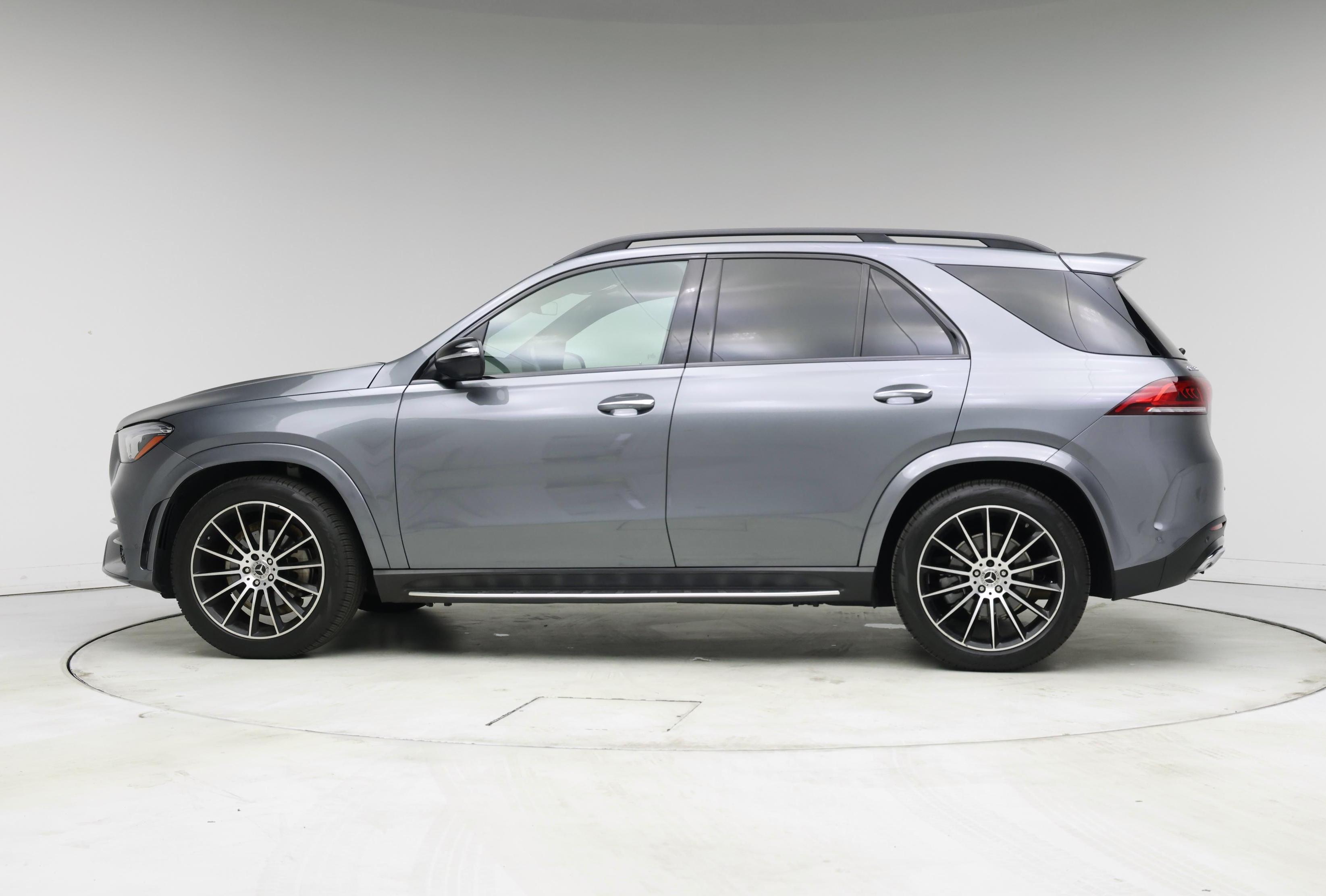 Thumbnail: 2023 Mercedes-Benz GLE - 3