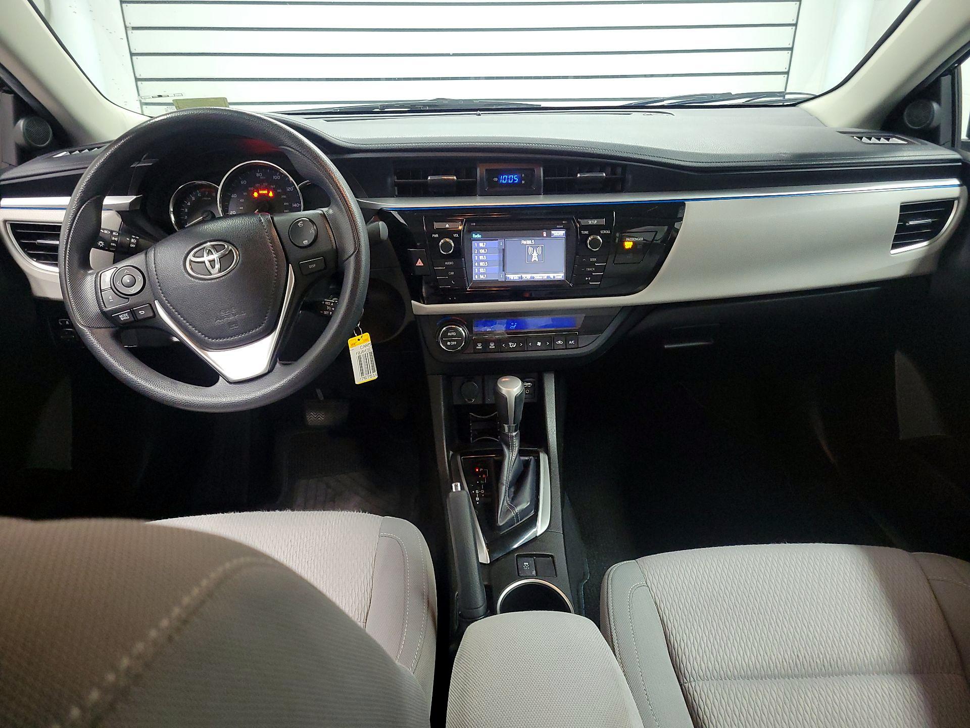 Thumbnail: 2014 Toyota Corolla - 9