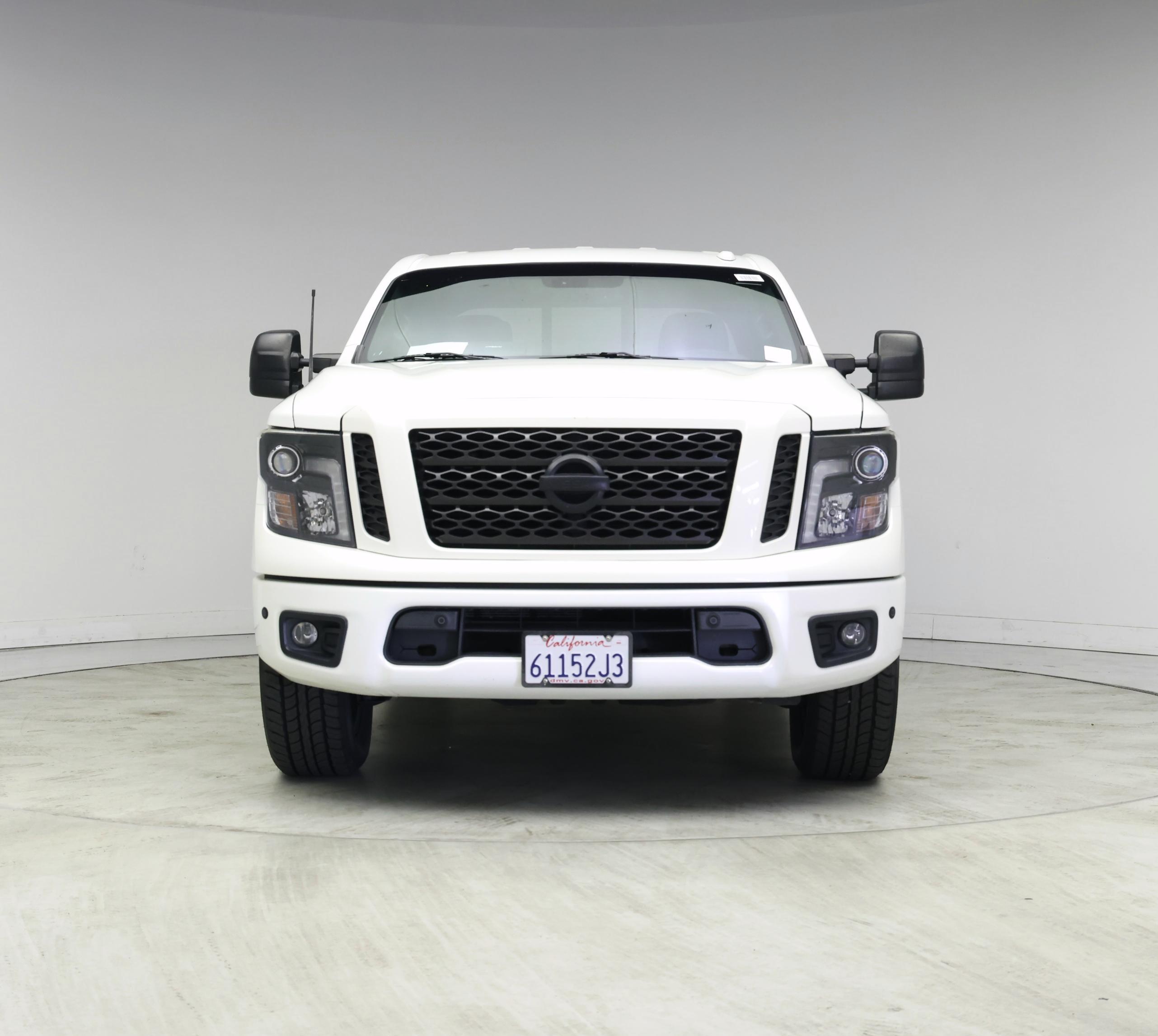 Thumbnail: 2018 Nissan Titan - 5