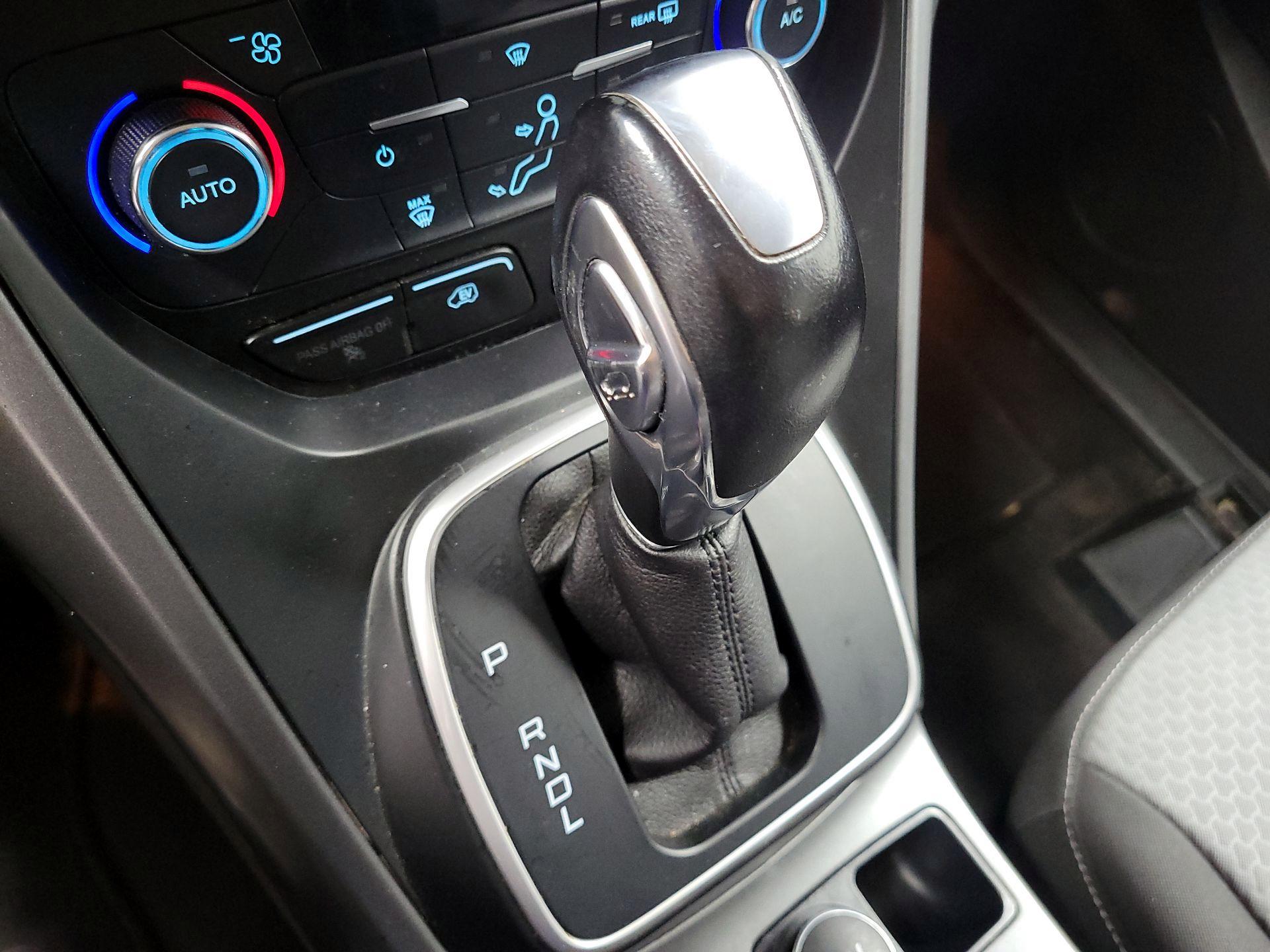 Thumbnail: 2017 Ford C-Max - 16