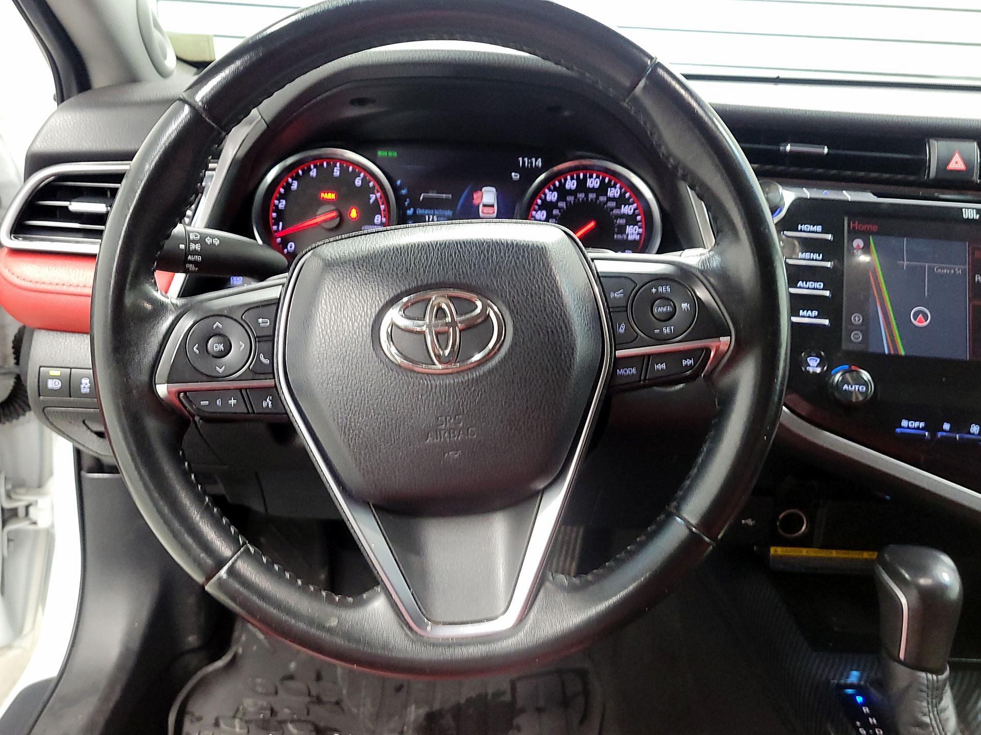 Thumbnail: 2020 Toyota Camry - 10