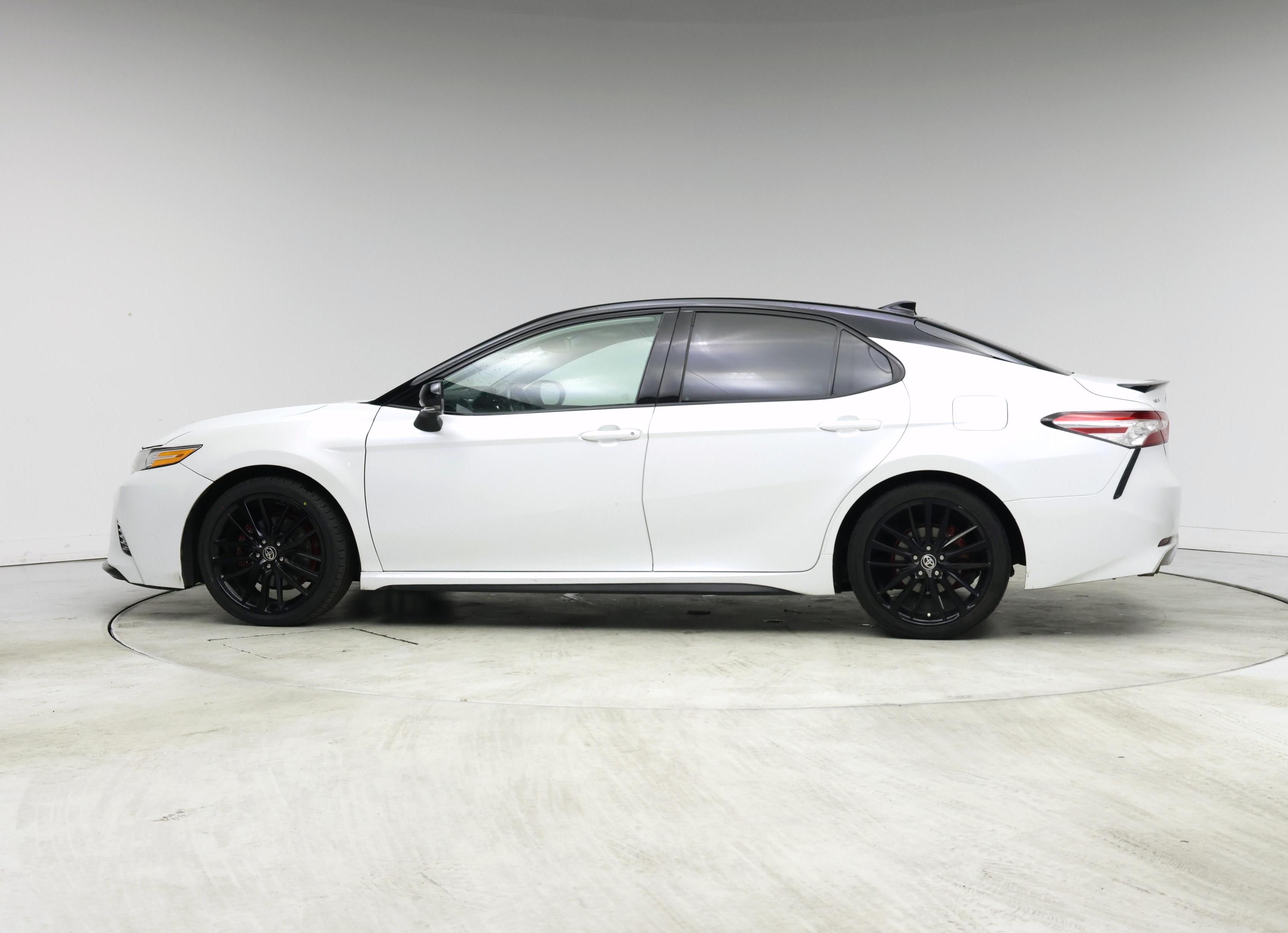 Thumbnail: 2020 Toyota Camry - 3
