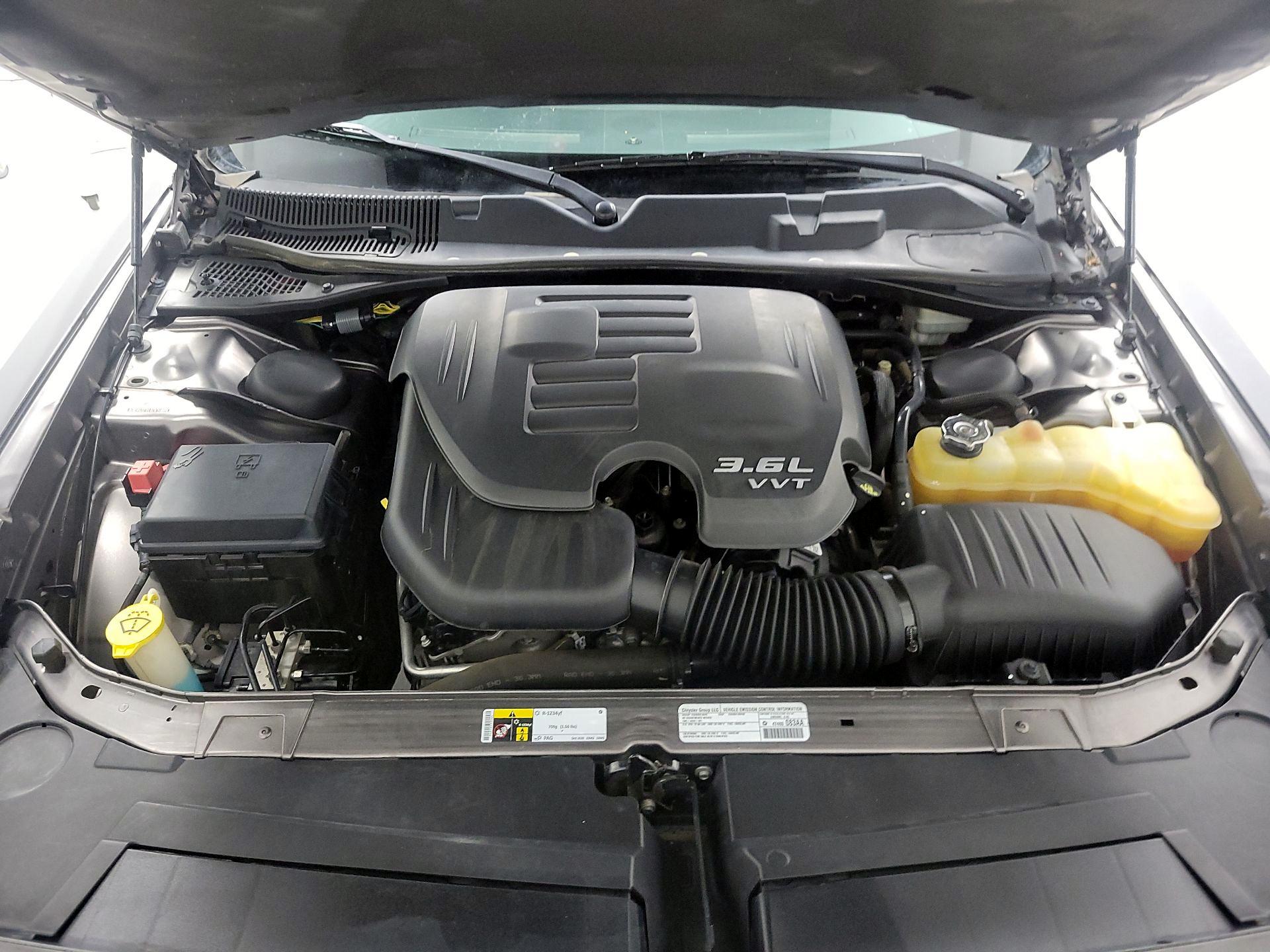 Thumbnail: 2014 Dodge Challenger - 18