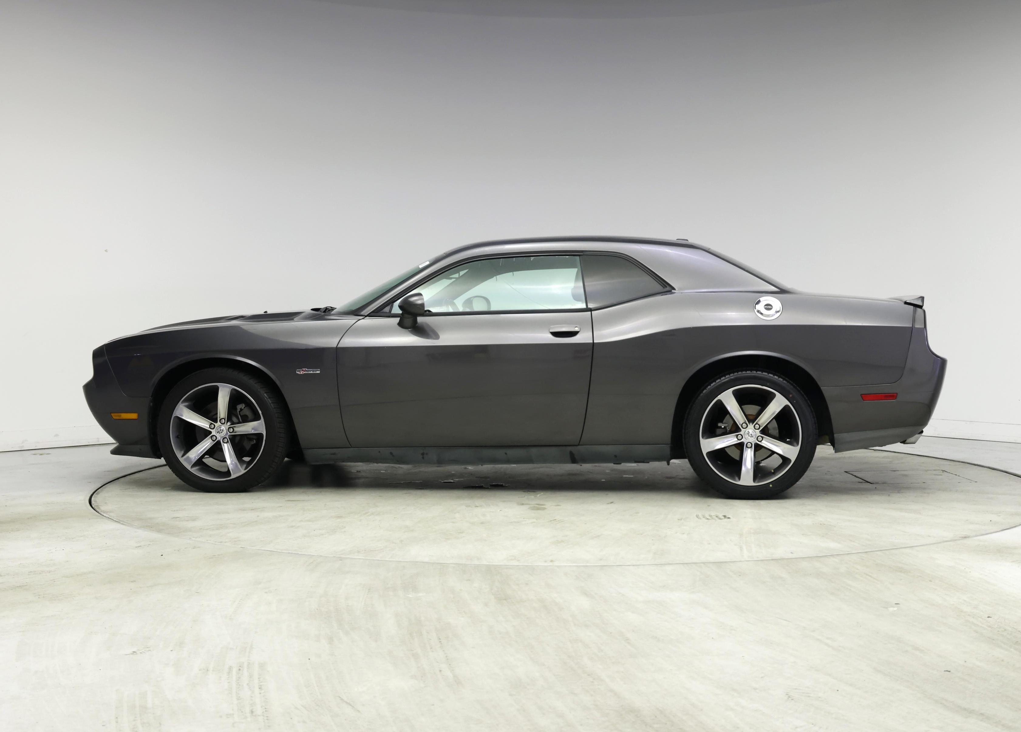 Thumbnail: 2014 Dodge Challenger - 3