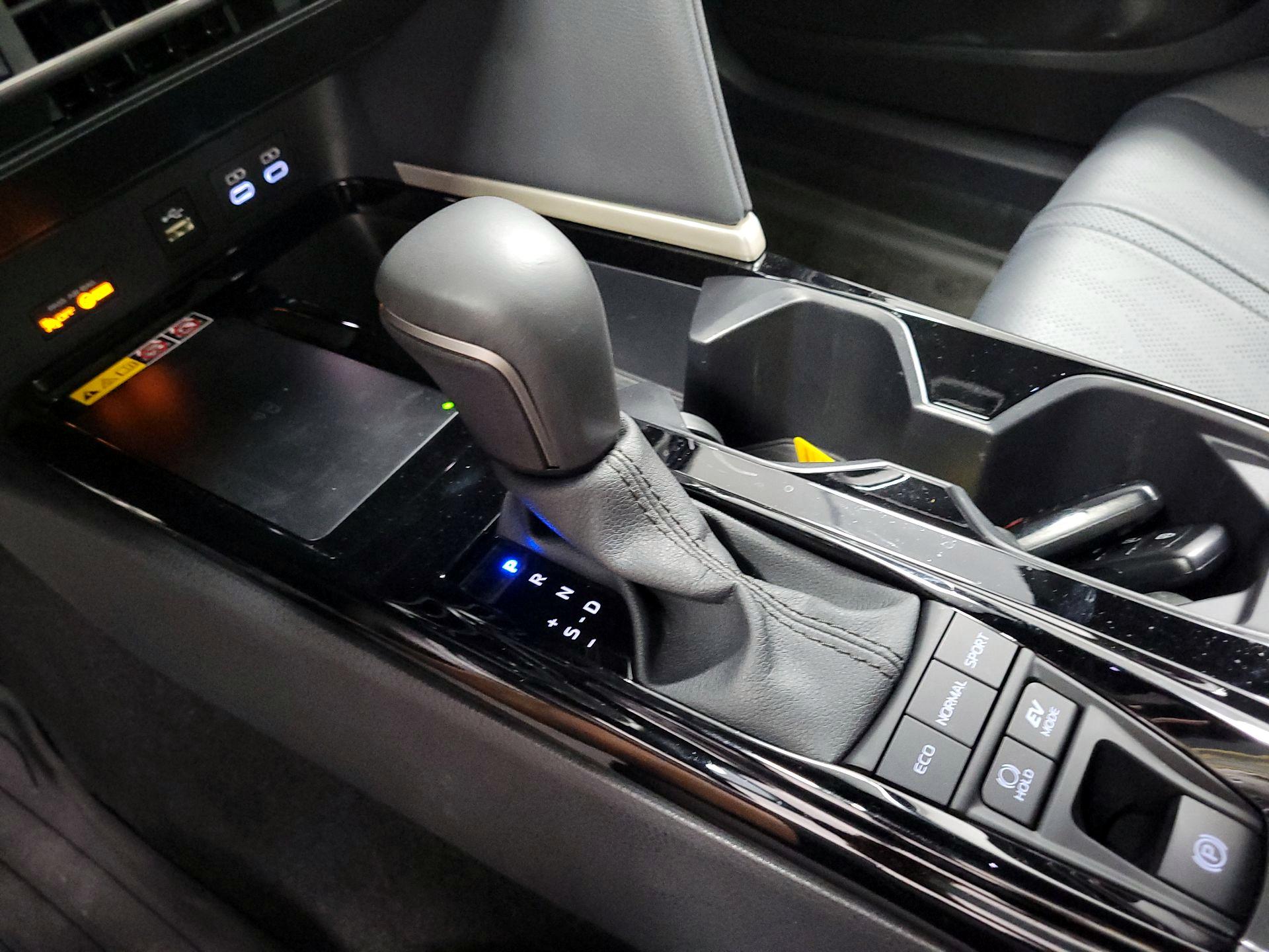 Thumbnail: 2025 Toyota Camry - 17