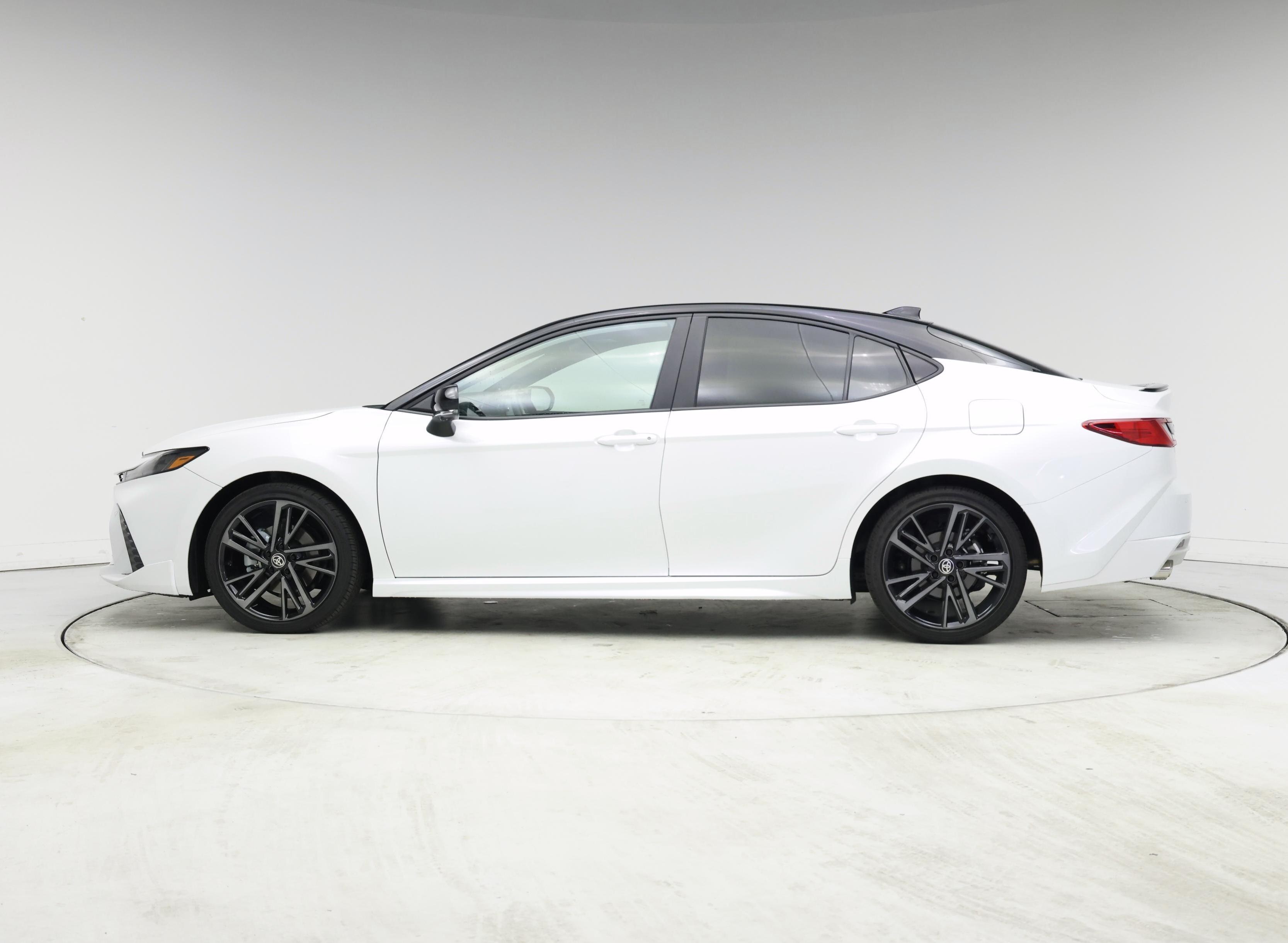 Thumbnail: 2025 Toyota Camry - 3