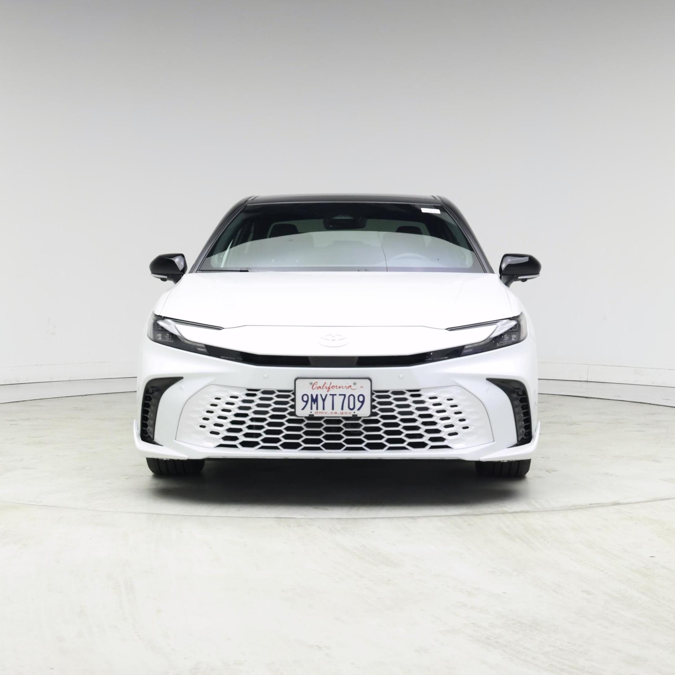 Thumbnail: 2025 Toyota Camry - 5