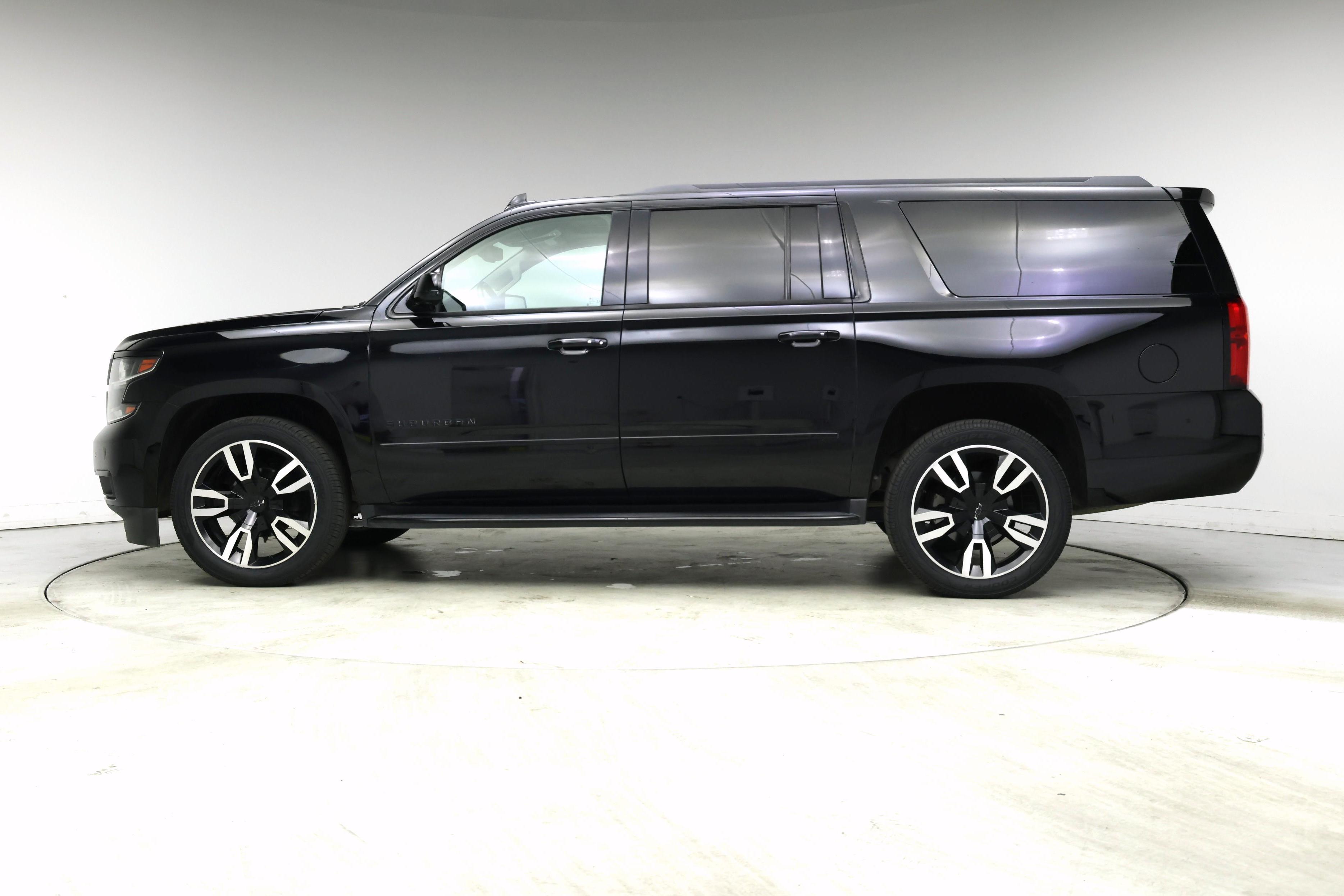 Thumbnail: 2020 Chevrolet Suburban - 3