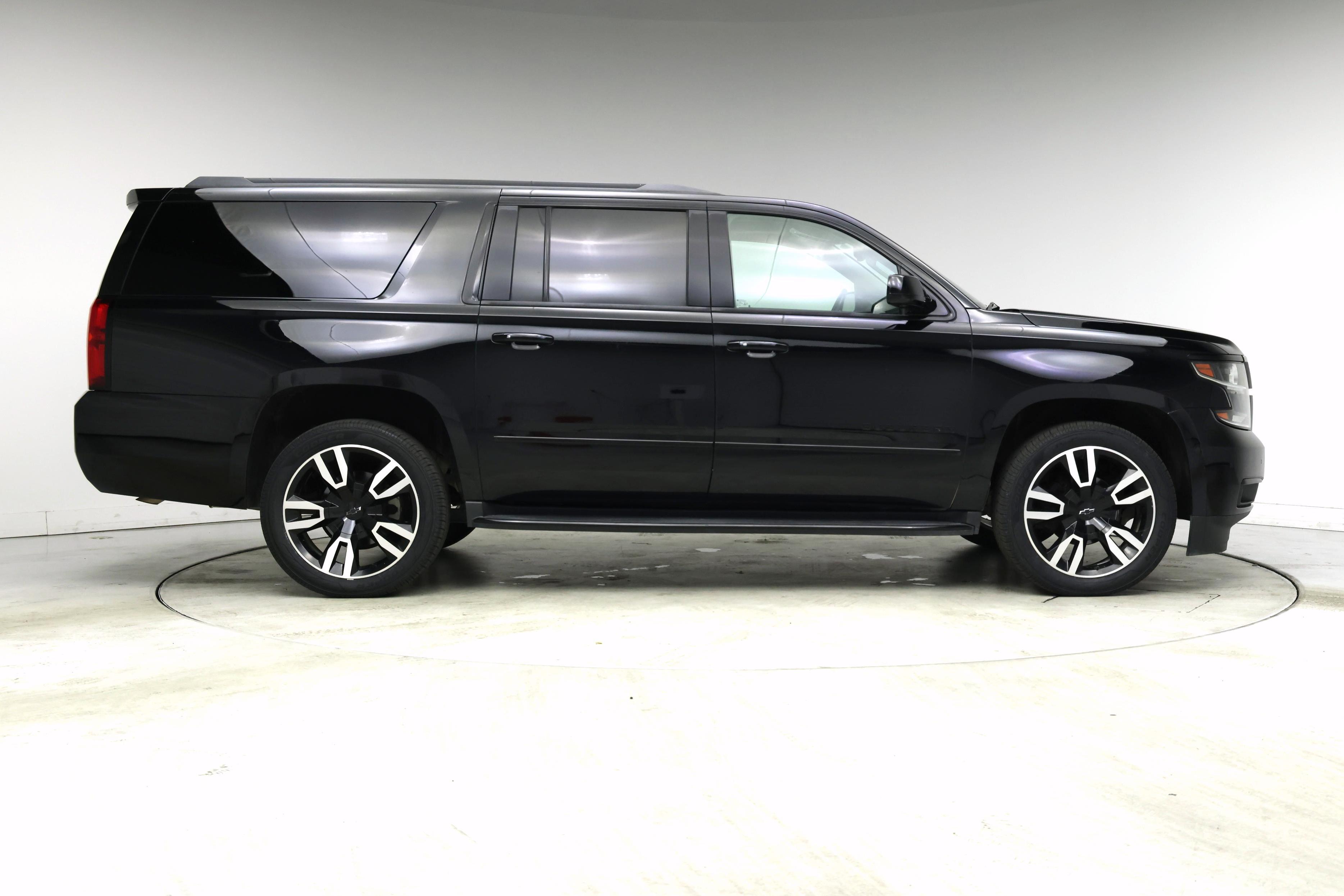 Thumbnail: 2020 Chevrolet Suburban - 7