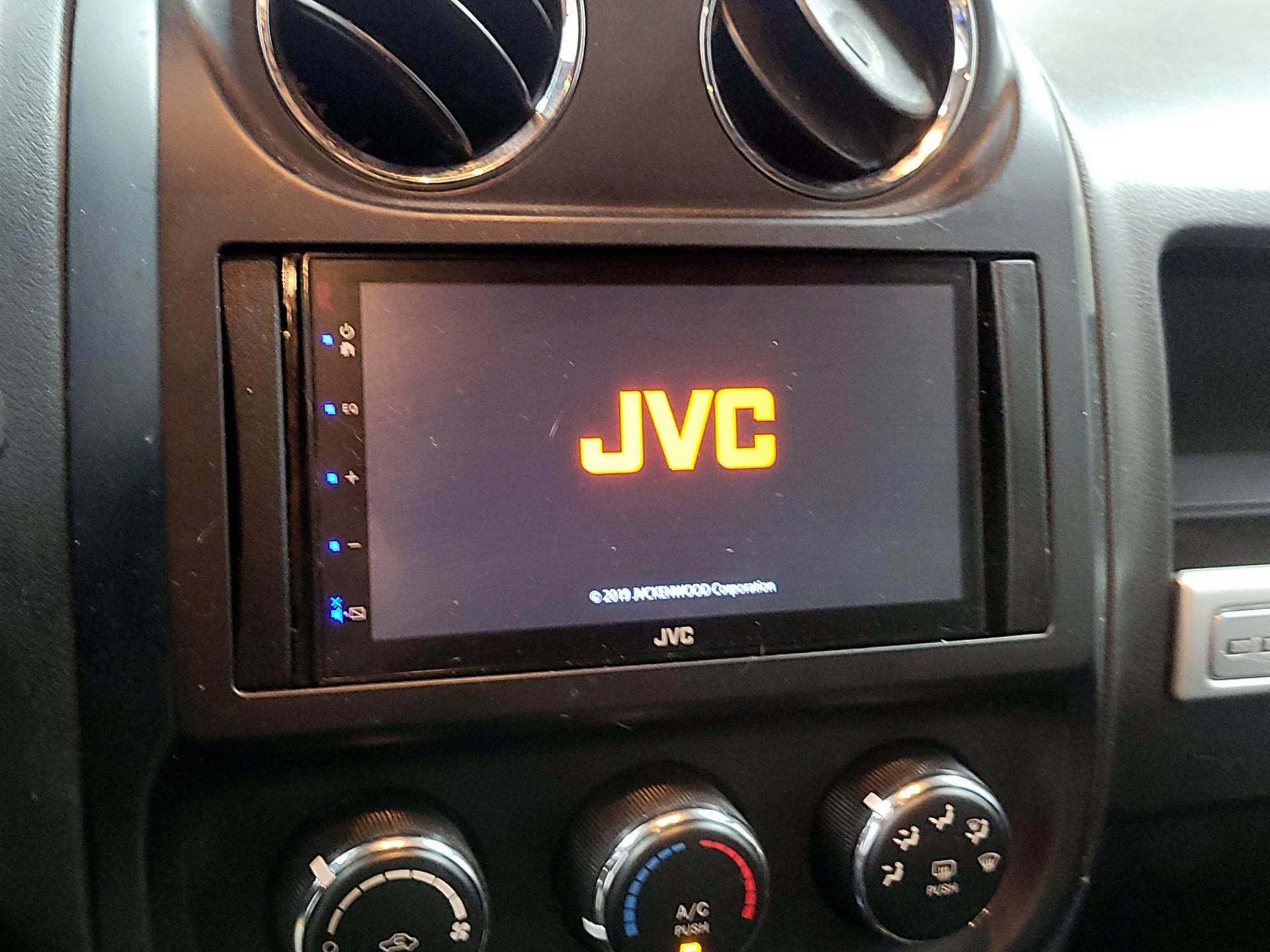 Thumbnail: 2015 Jeep Compass - 13