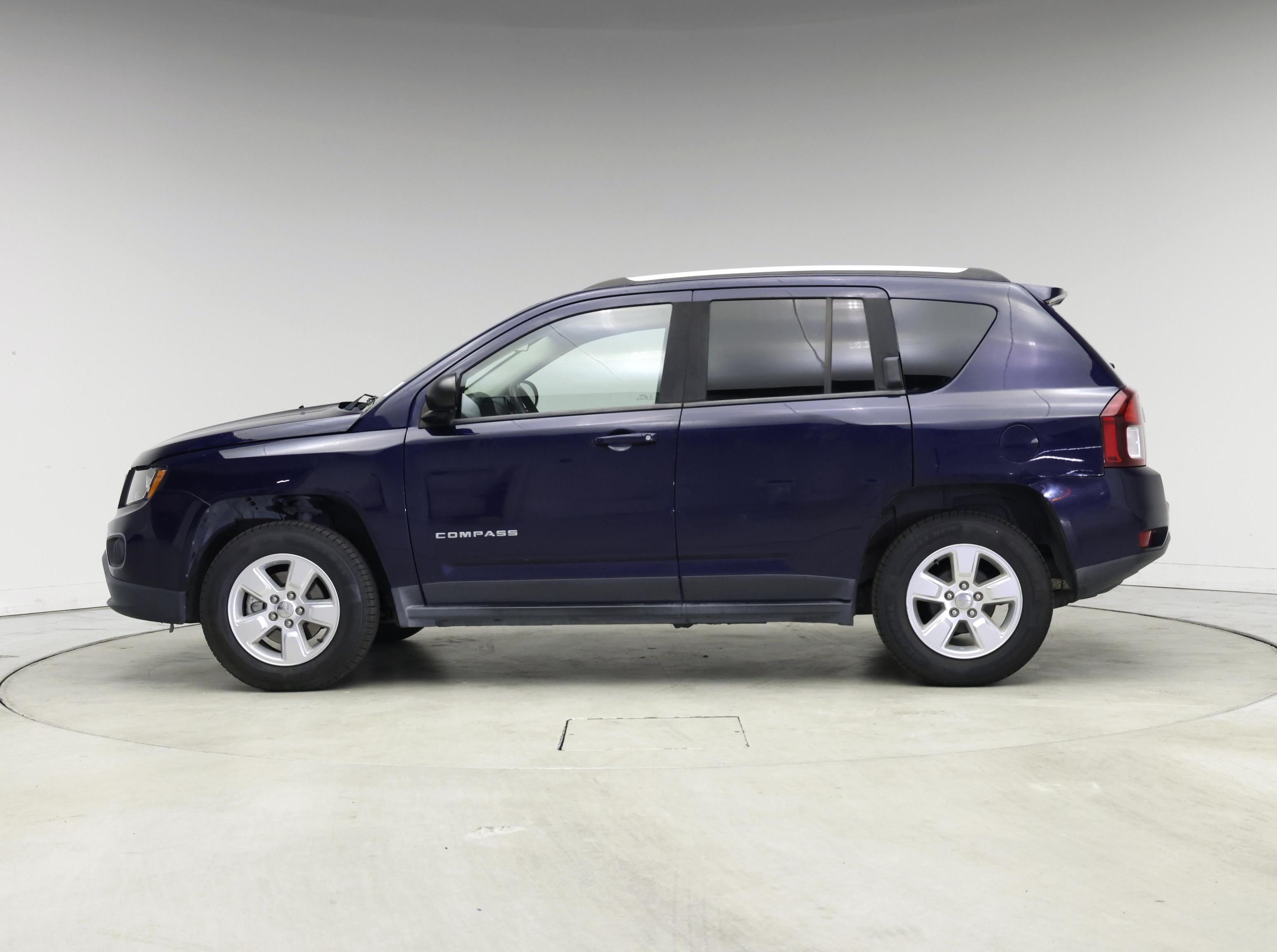 Thumbnail: 2015 Jeep Compass - 3