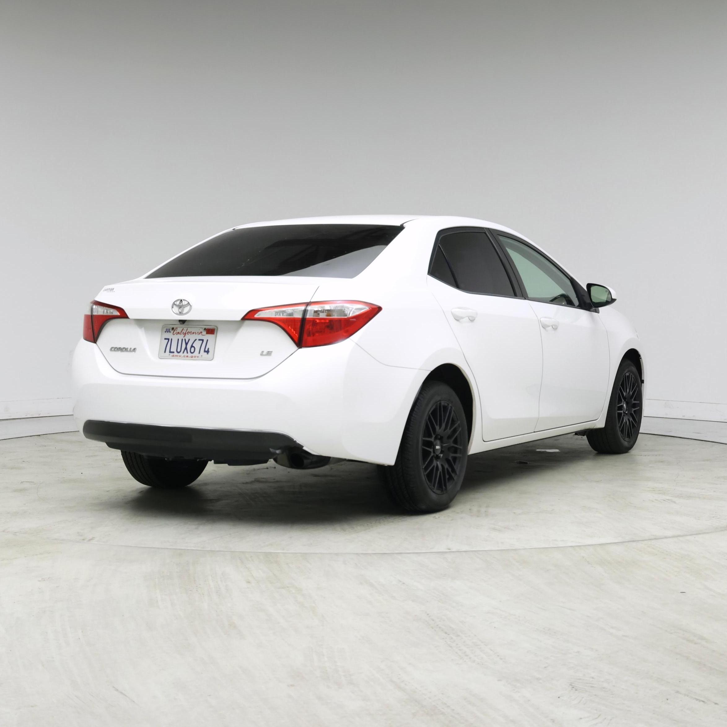 Thumbnail: 2015 Toyota Corolla - 8