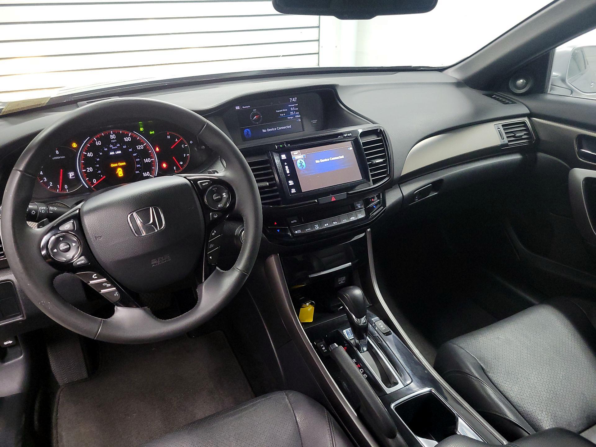 Thumbnail: 2016 Honda Accord - 9