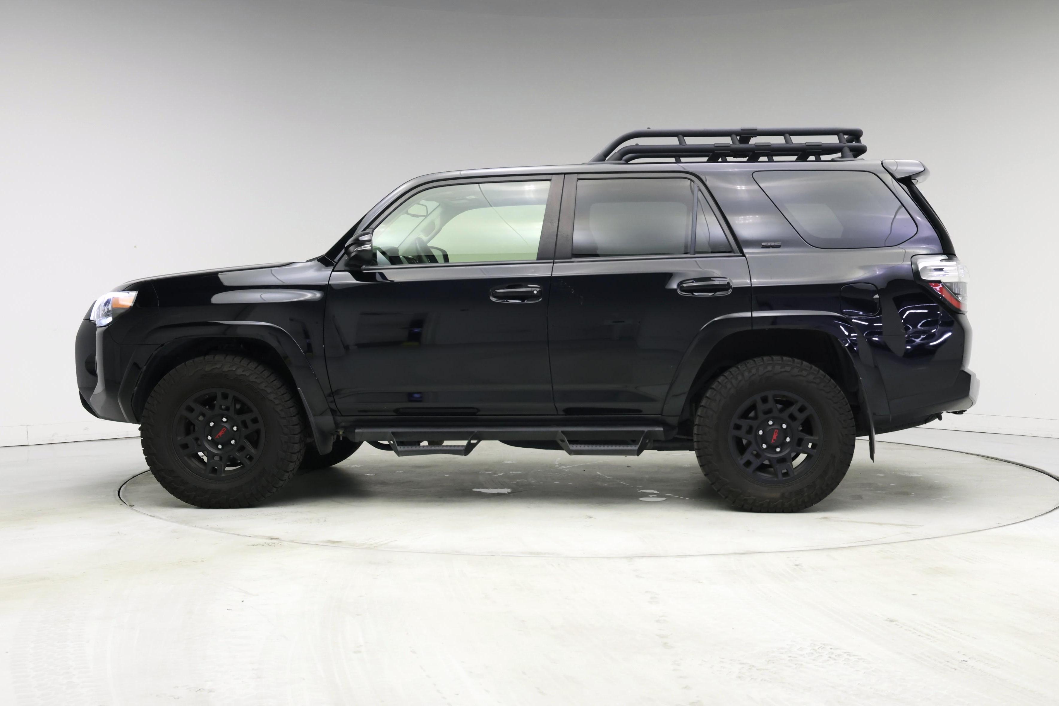 Thumbnail: 2021 Toyota 4Runner - 3