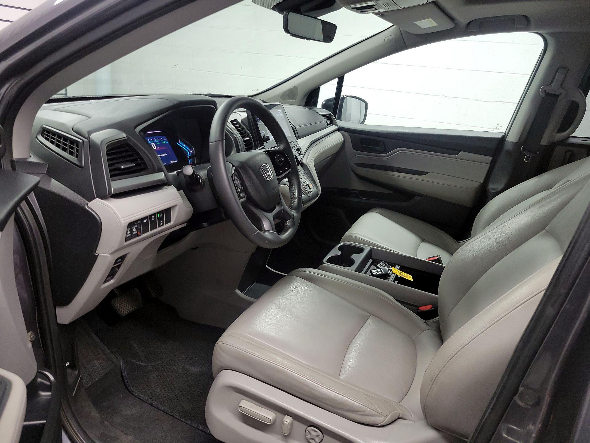 Thumbnail: 2019 Honda Odyssey - 11