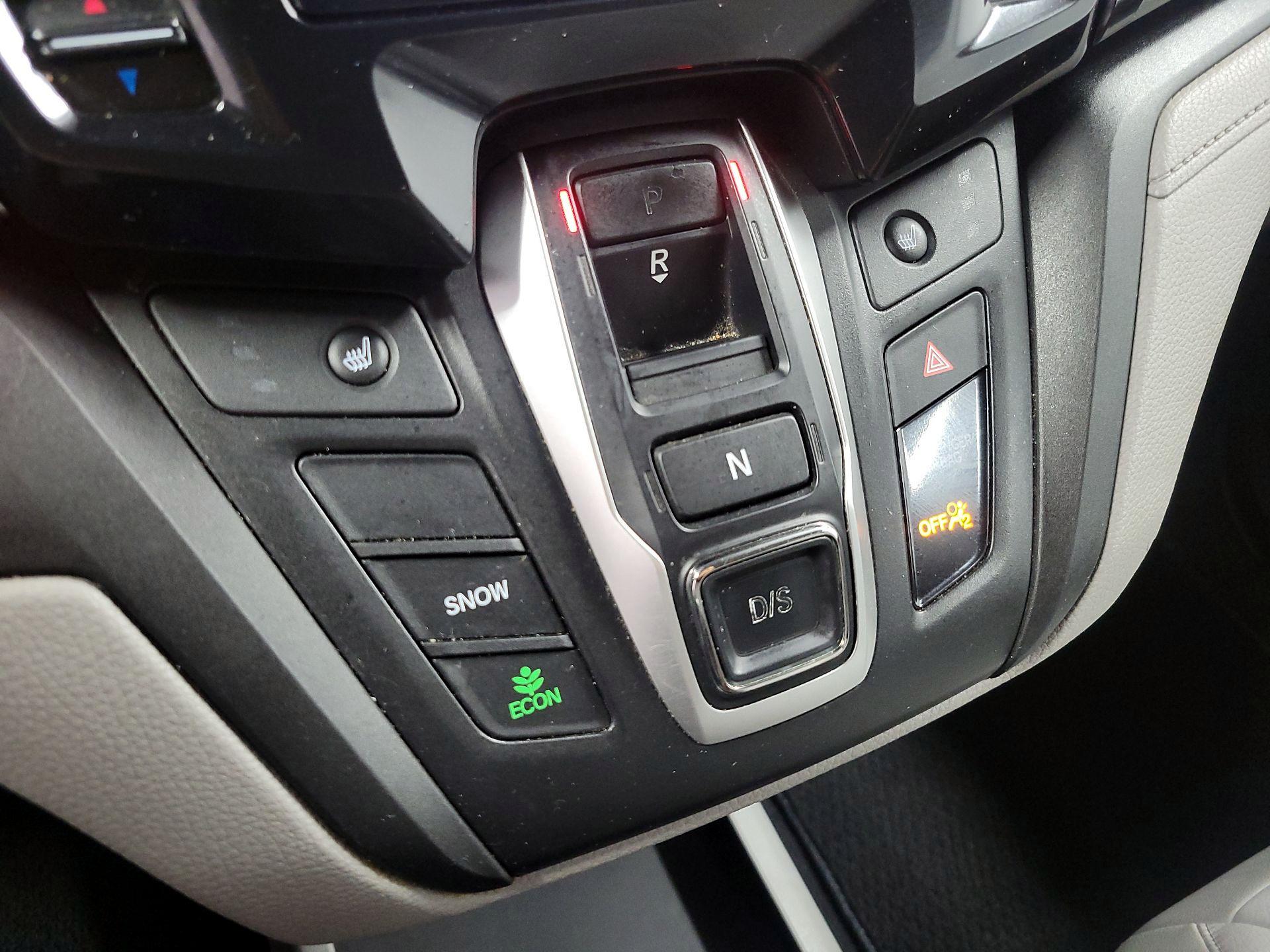 Thumbnail: 2019 Honda Odyssey - 16