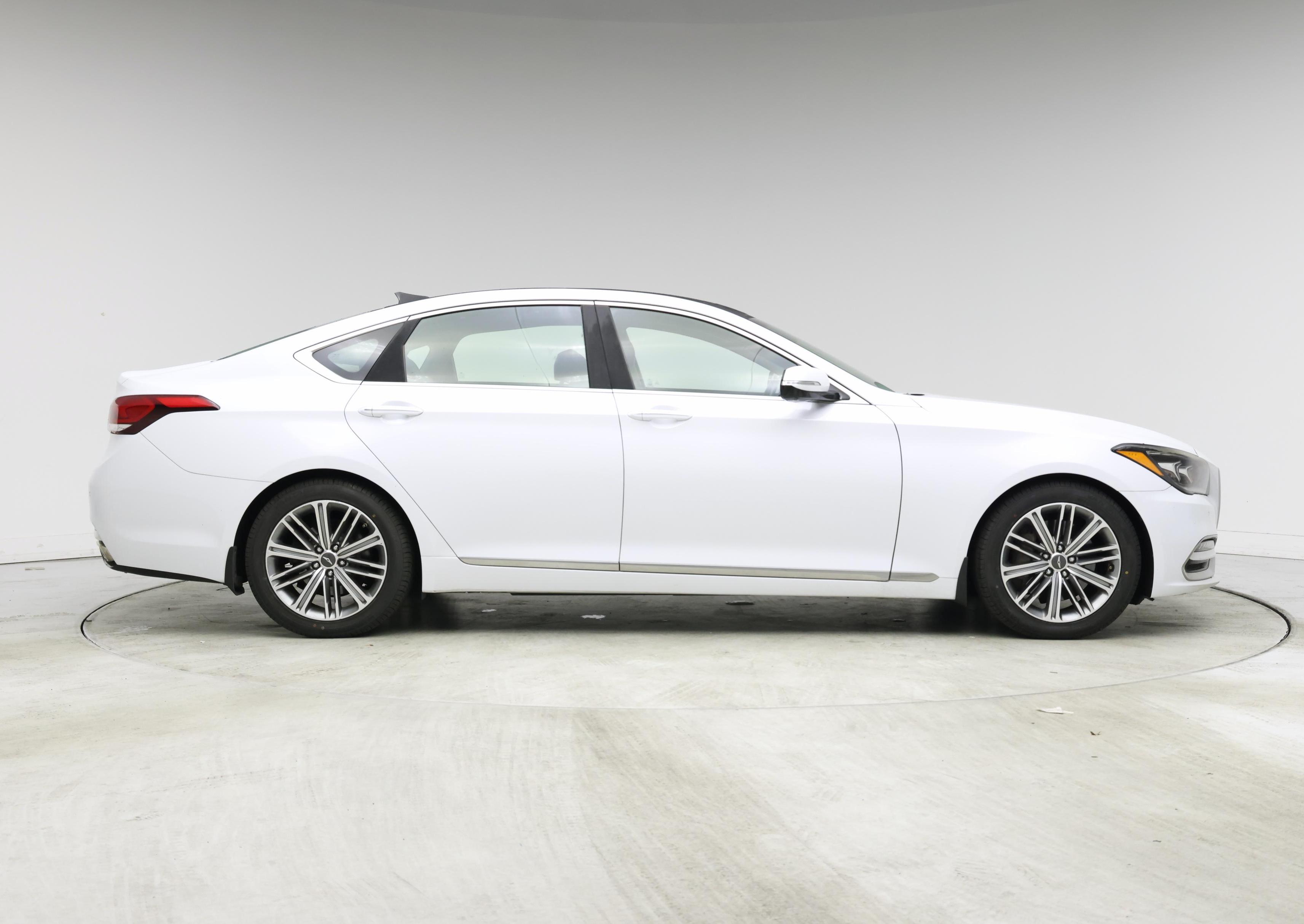 Thumbnail: 2018 Genesis G80 - 7