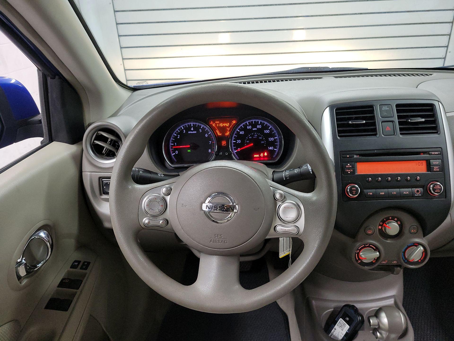 Thumbnail: 2014 Nissan Versa - 10