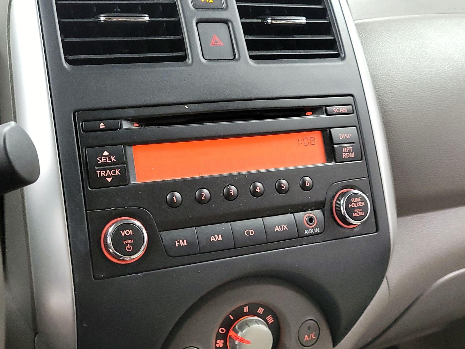 Thumbnail: 2014 Nissan Versa - 14