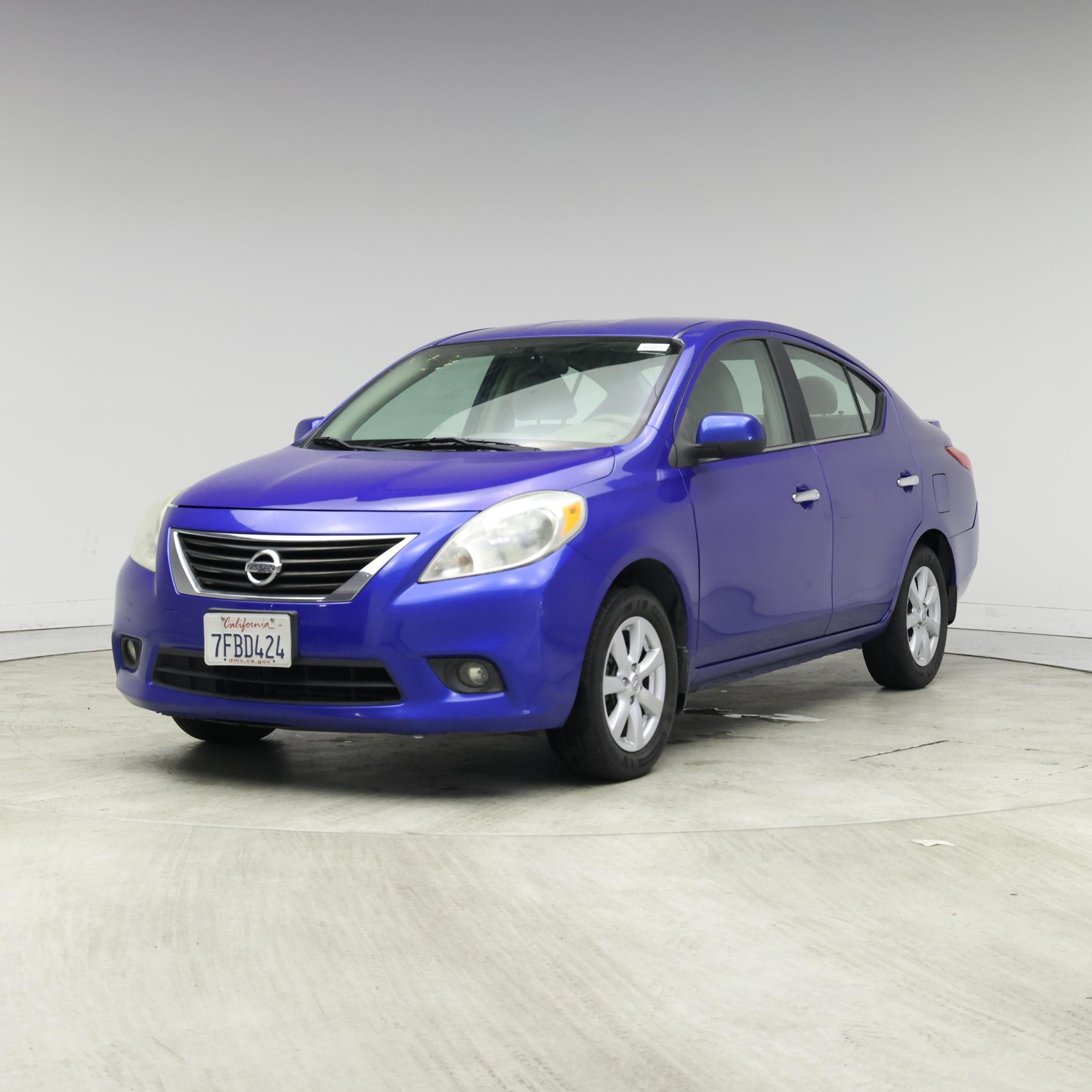 Thumbnail: 2014 Nissan Versa - 4