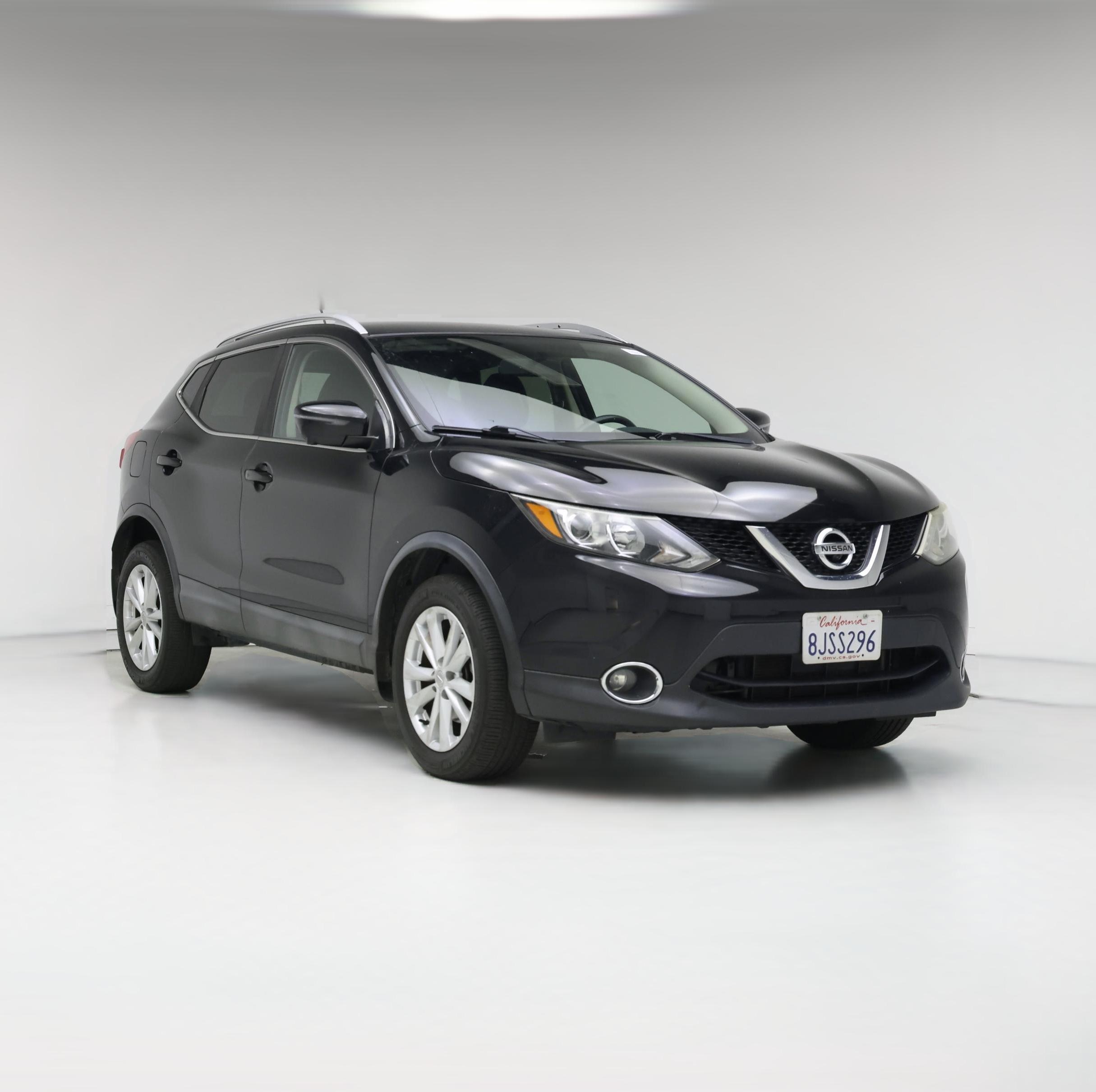Thumbnail: 2018 Nissan Rogue Sport - 1