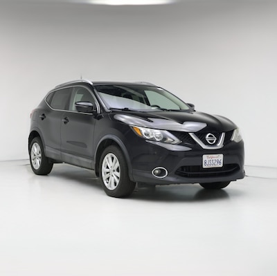 Black 2018 Nissan Rogue Sport SV