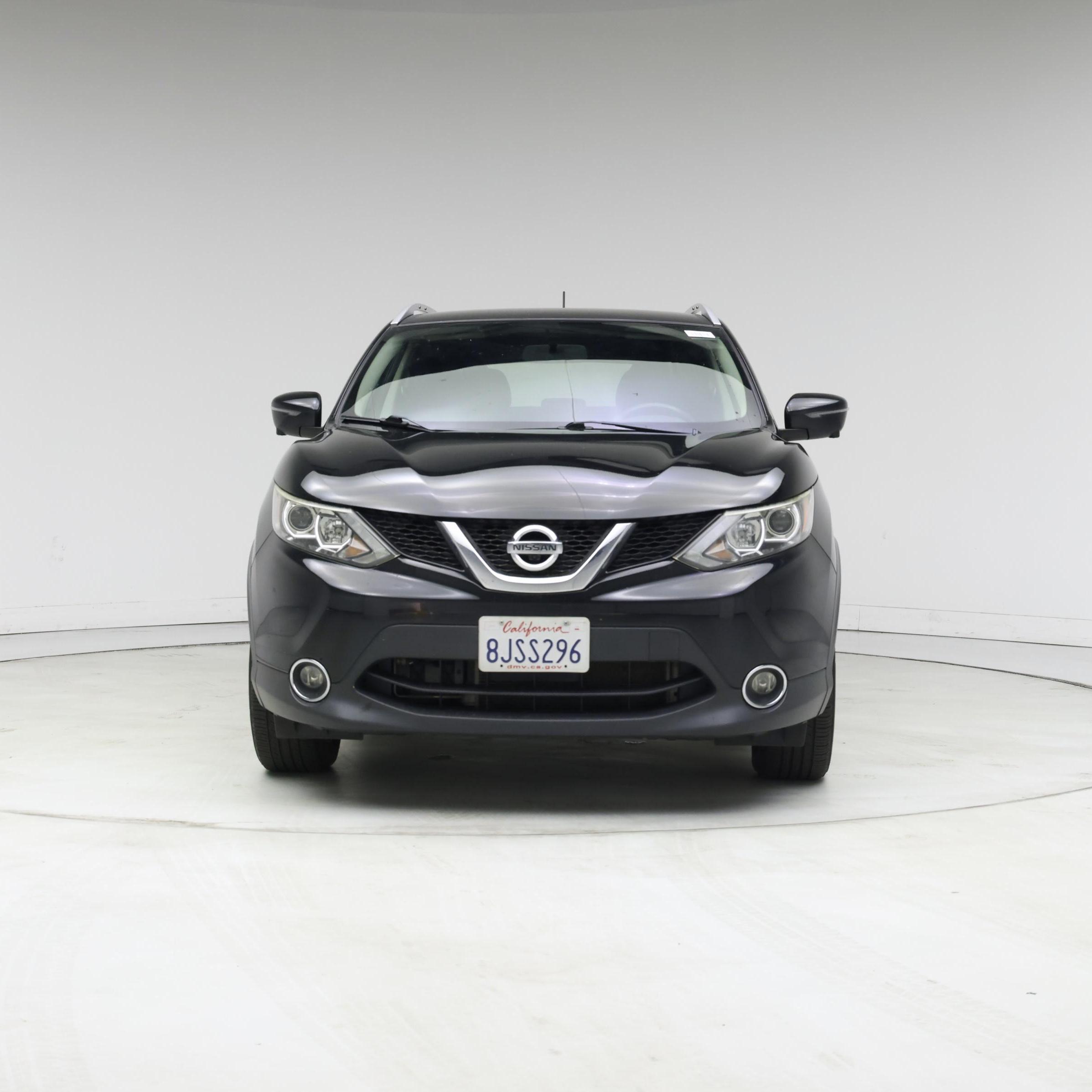 Thumbnail: 2018 Nissan Rogue Sport - 5