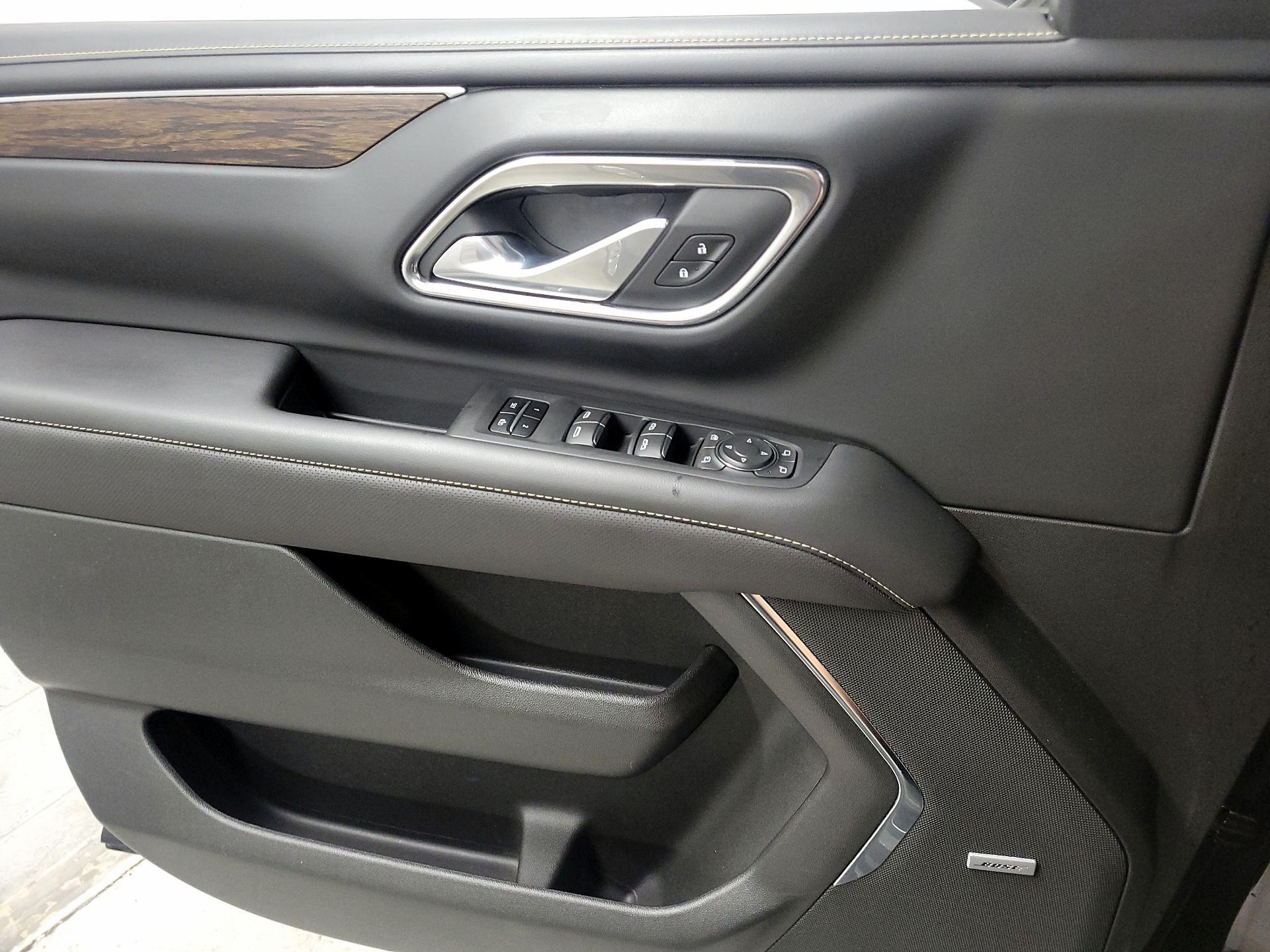 Thumbnail: 2023 Chevrolet Tahoe - 12