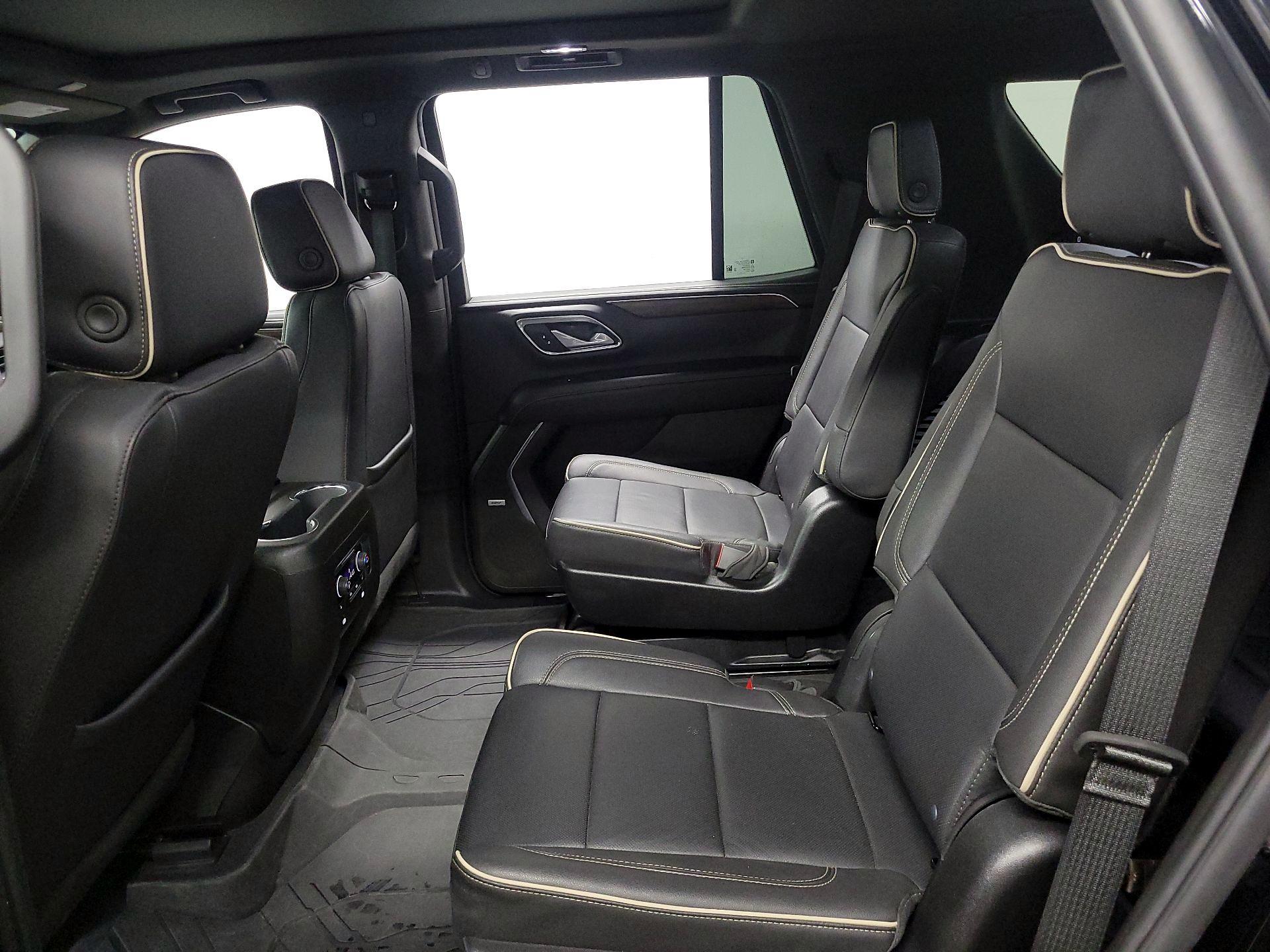 Thumbnail: 2023 Chevrolet Tahoe - 18