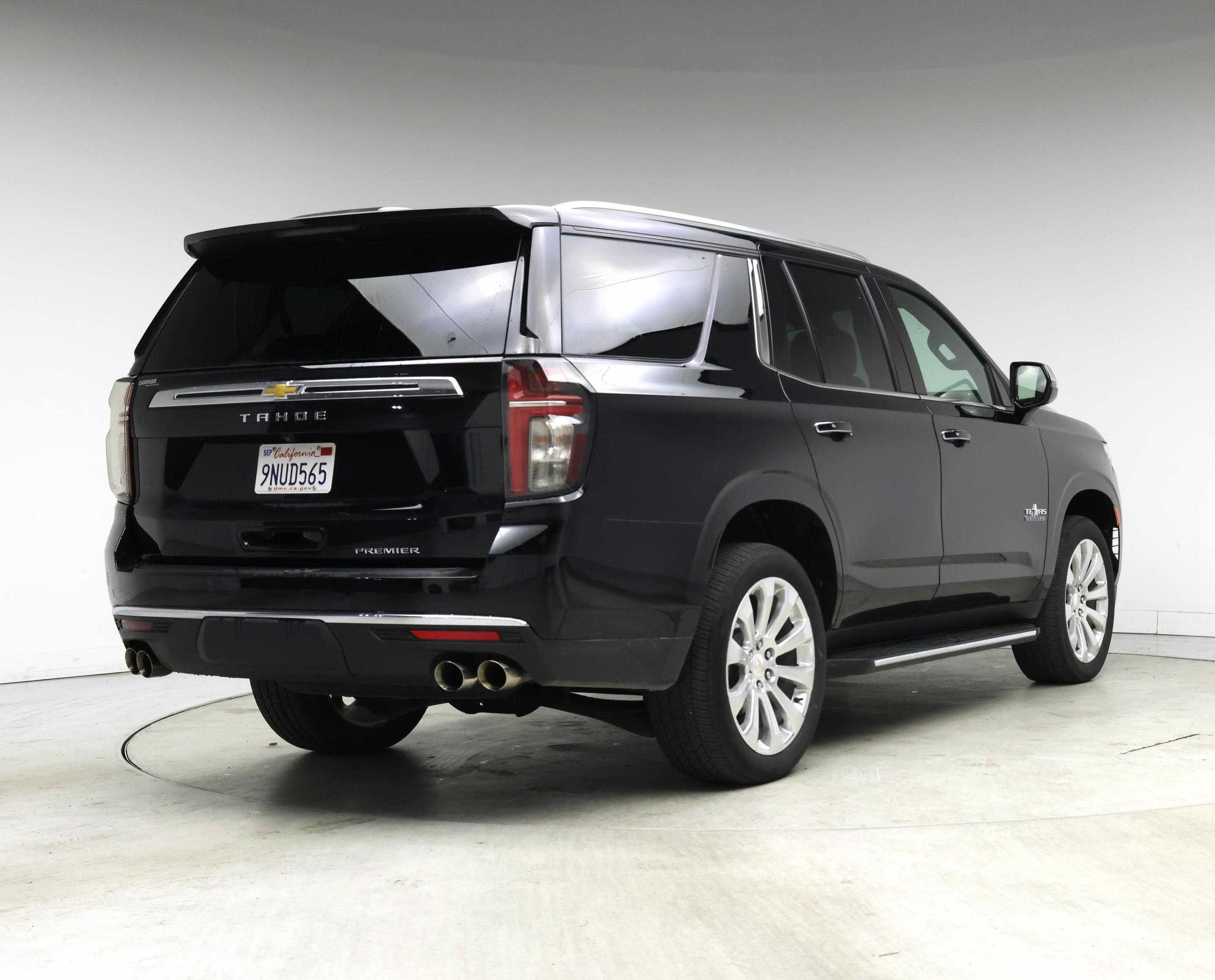 Thumbnail: 2023 Chevrolet Tahoe - 8