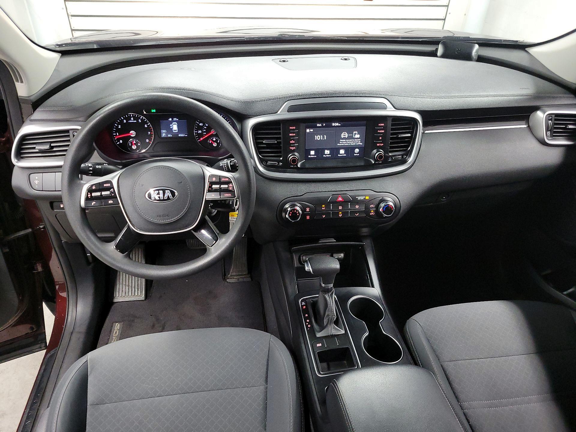 Thumbnail: 2020 Kia Sorento - 9
